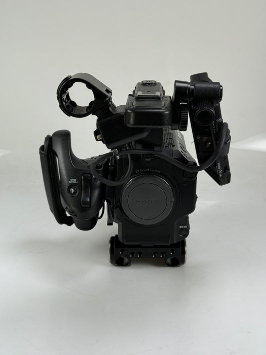 Sony PXW-FS5M2 4K XDCAM Super 35mm Compact Camcorder FS5 Mark II
