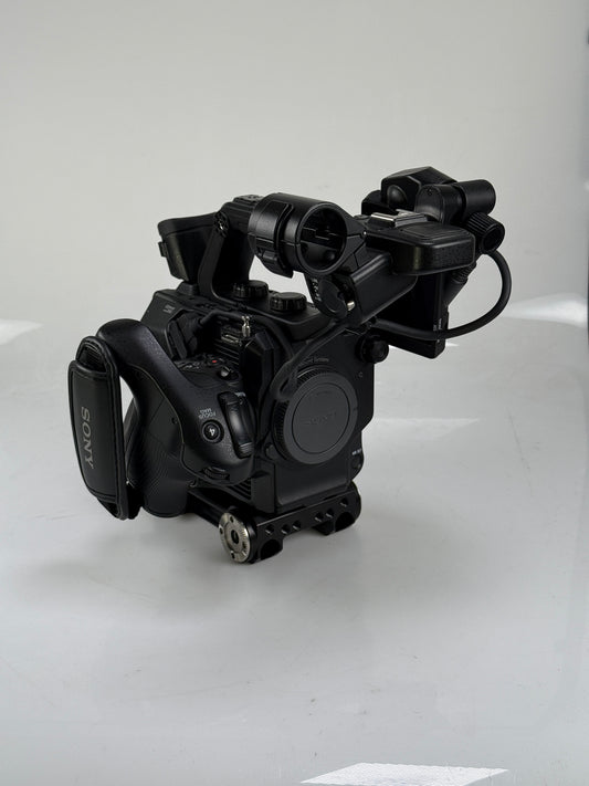 Sony PXW-FS5M2 4K XDCAM Super 35mm Compact Camcorder FS5 Mark II