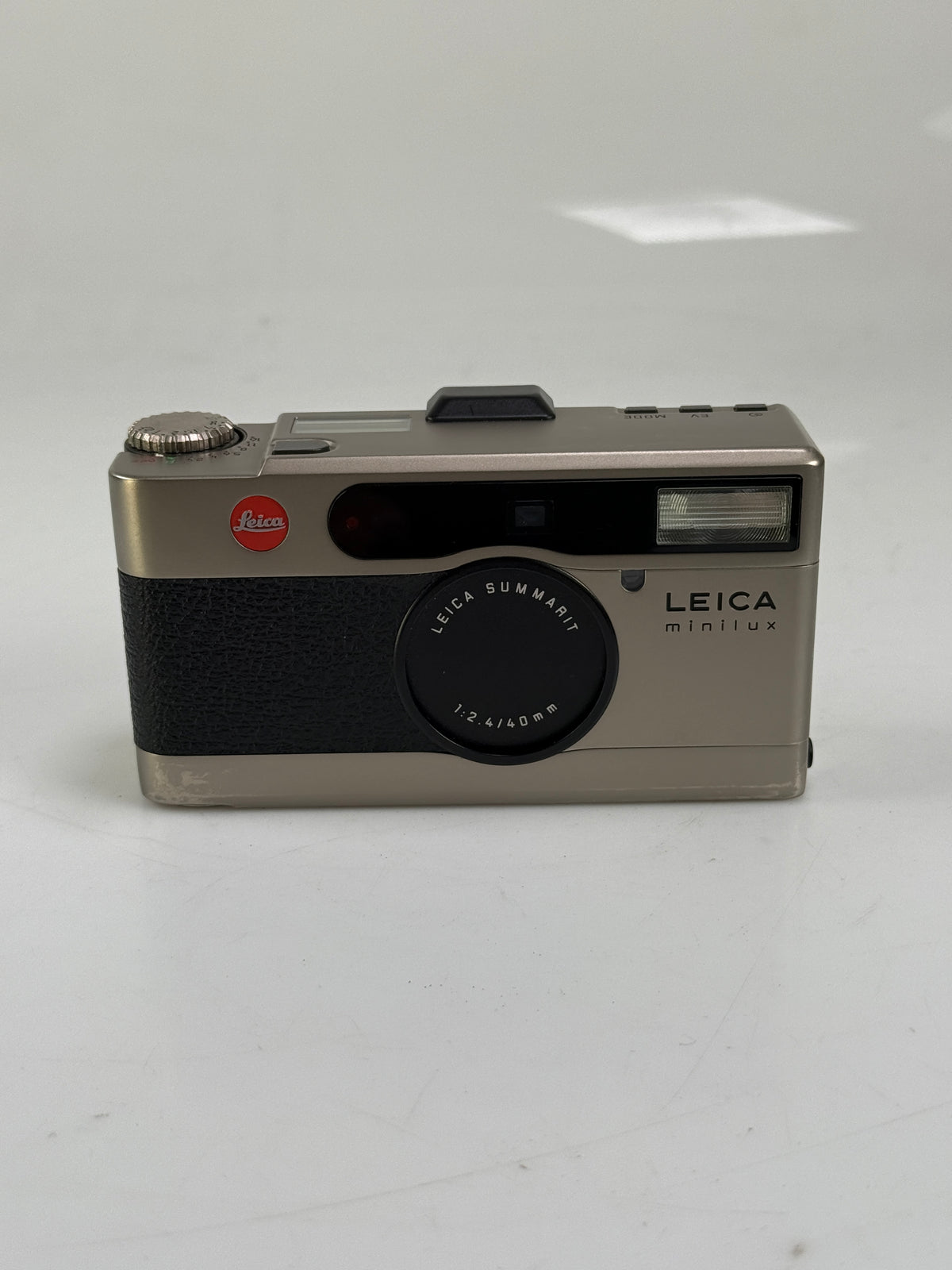 Leica Minilux Film Camera Summarit 40mm f2.4 Point and shoot
