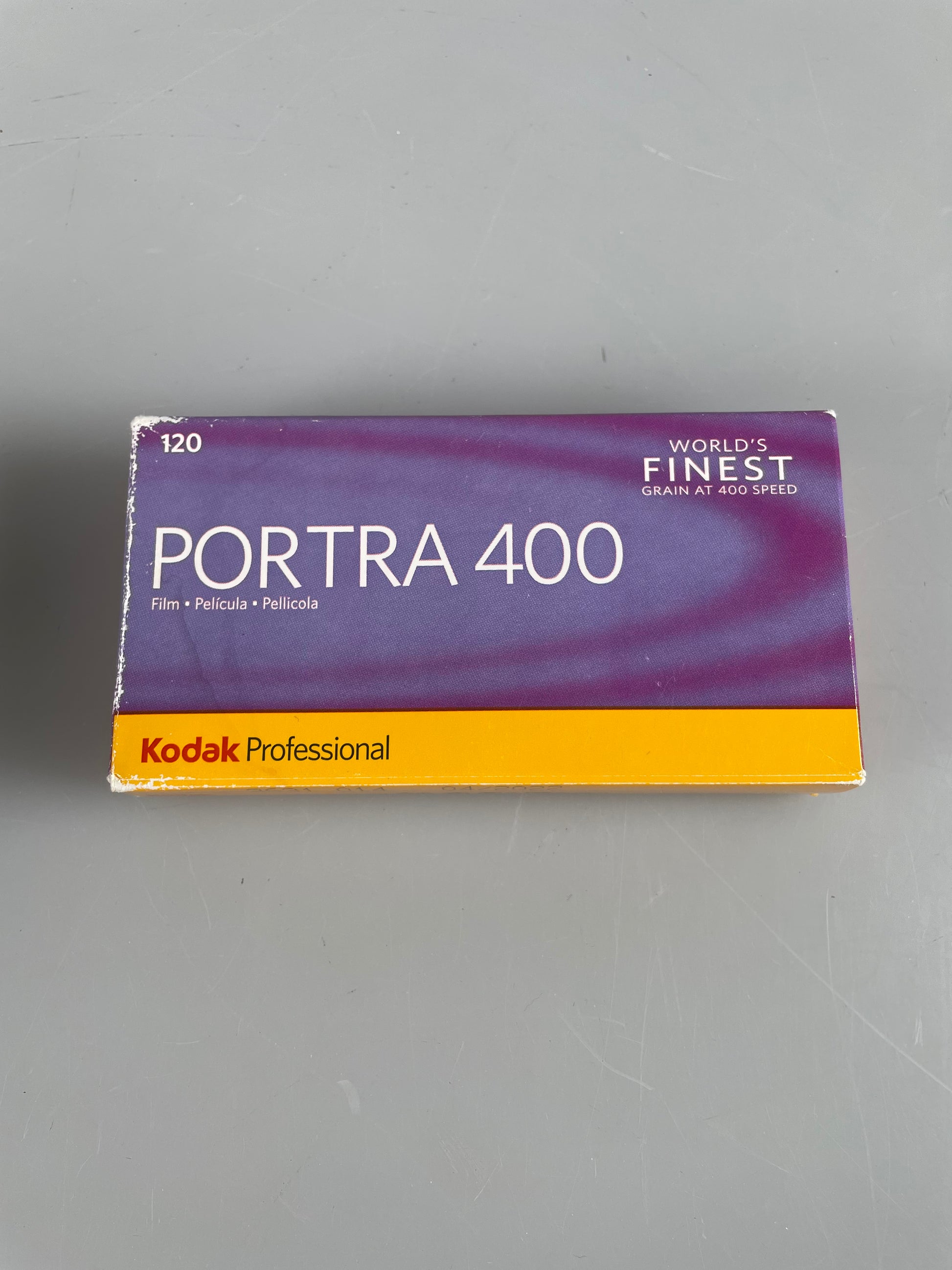 Kodak Professional Portra 400 Color Negative Film (120 Roll Film, 2024 5-Pack)