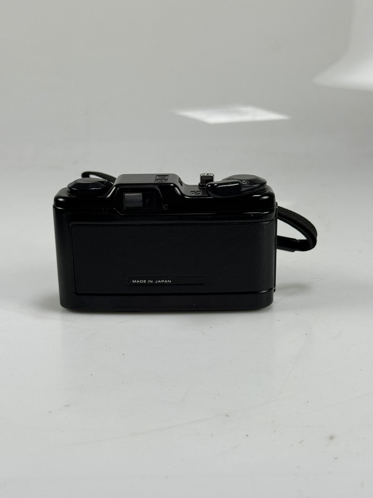 Chinon Bellami 35mm Film Point and Shoot Compact Camera
