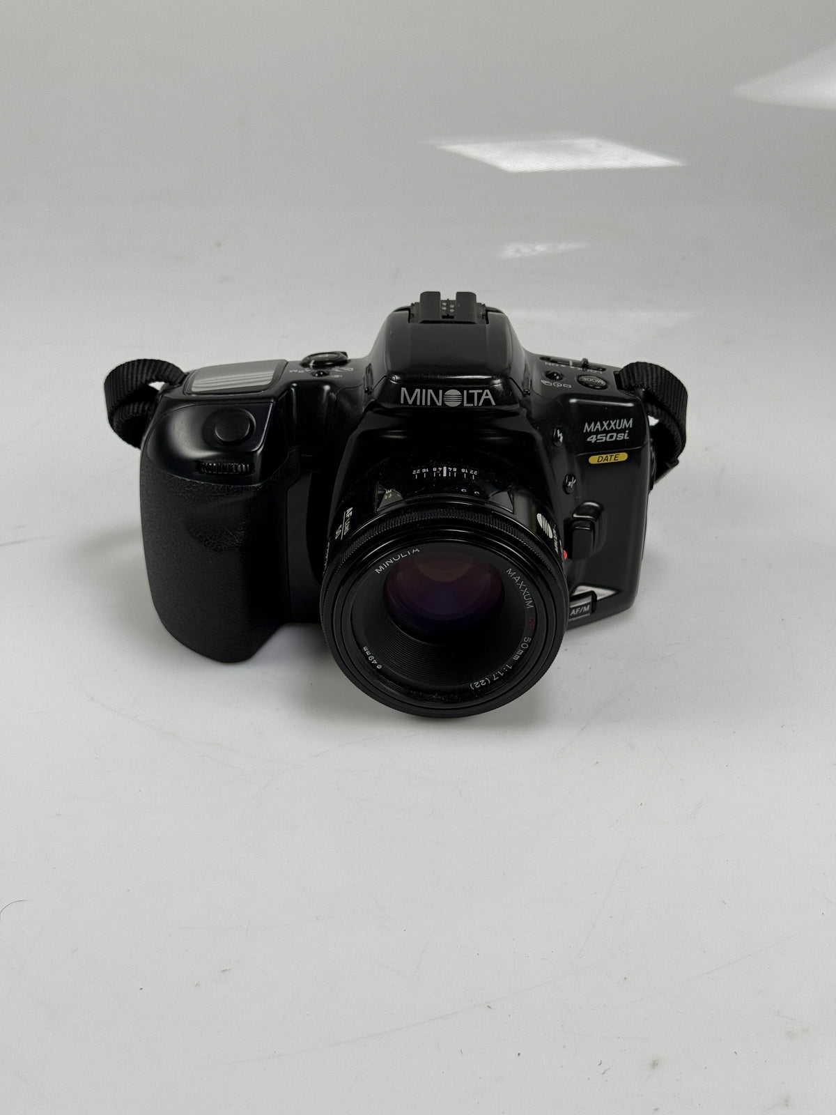 Minolta Maxxum 450si 35mm SLR Film Camera with 50mm f1.7 AF lens