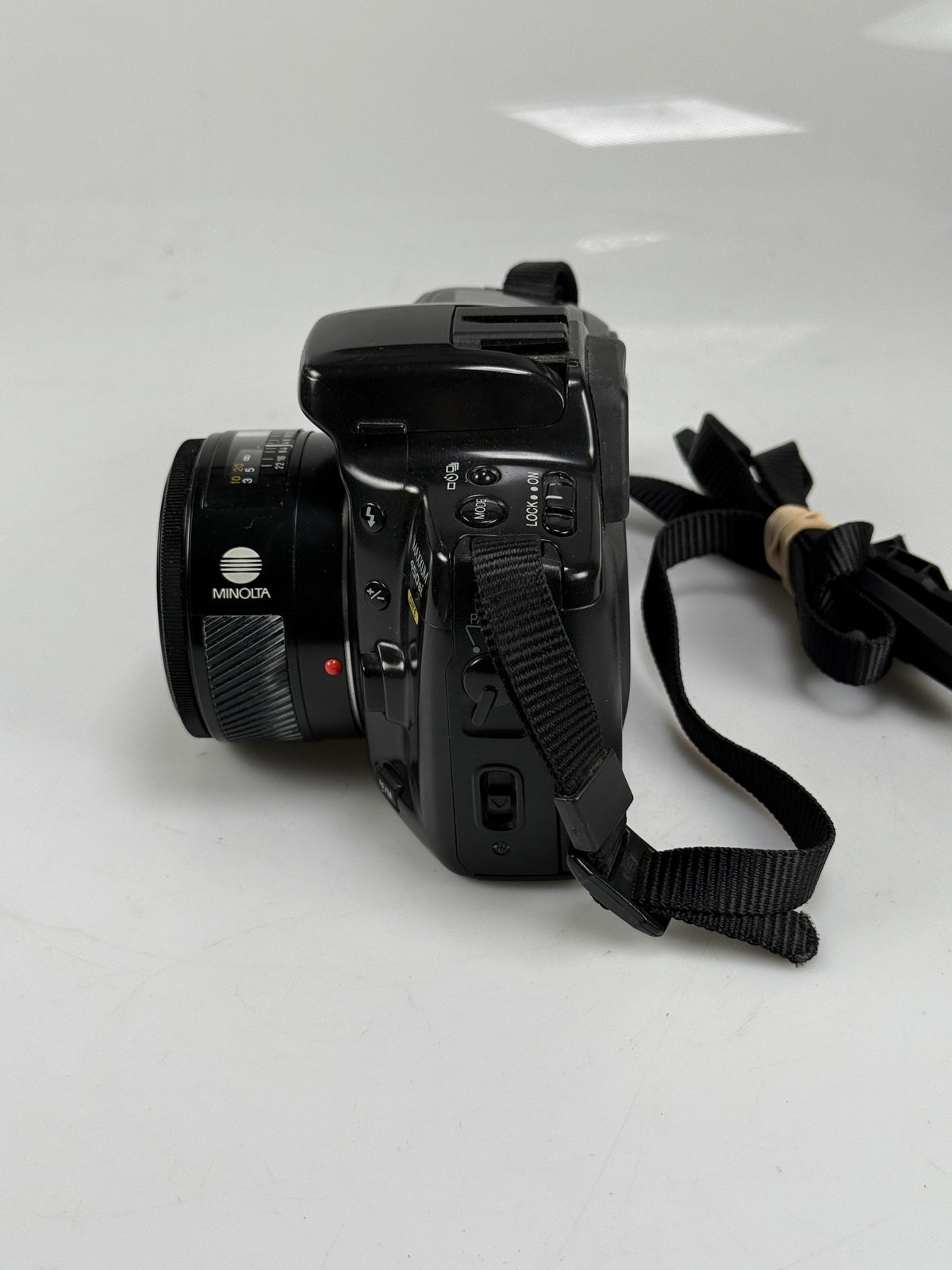 Minolta Maxxum 450si 35mm SLR Film Camera with 50mm f1.7 AF lens