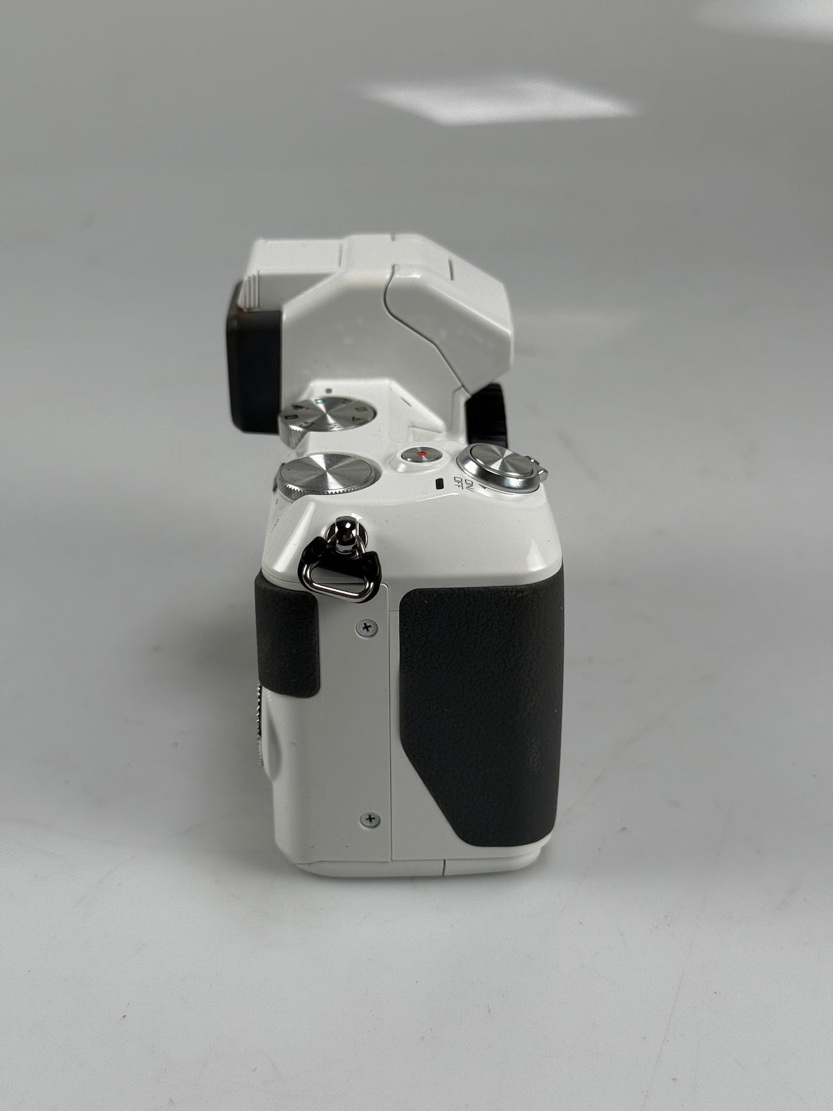Nikon 1 V2 14.2MP Mirrorless Digital Camera Body