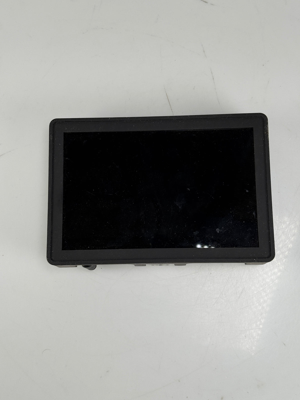 SmallHD AC7-SDI 7" IPS LCD On-Camera Field Monitor