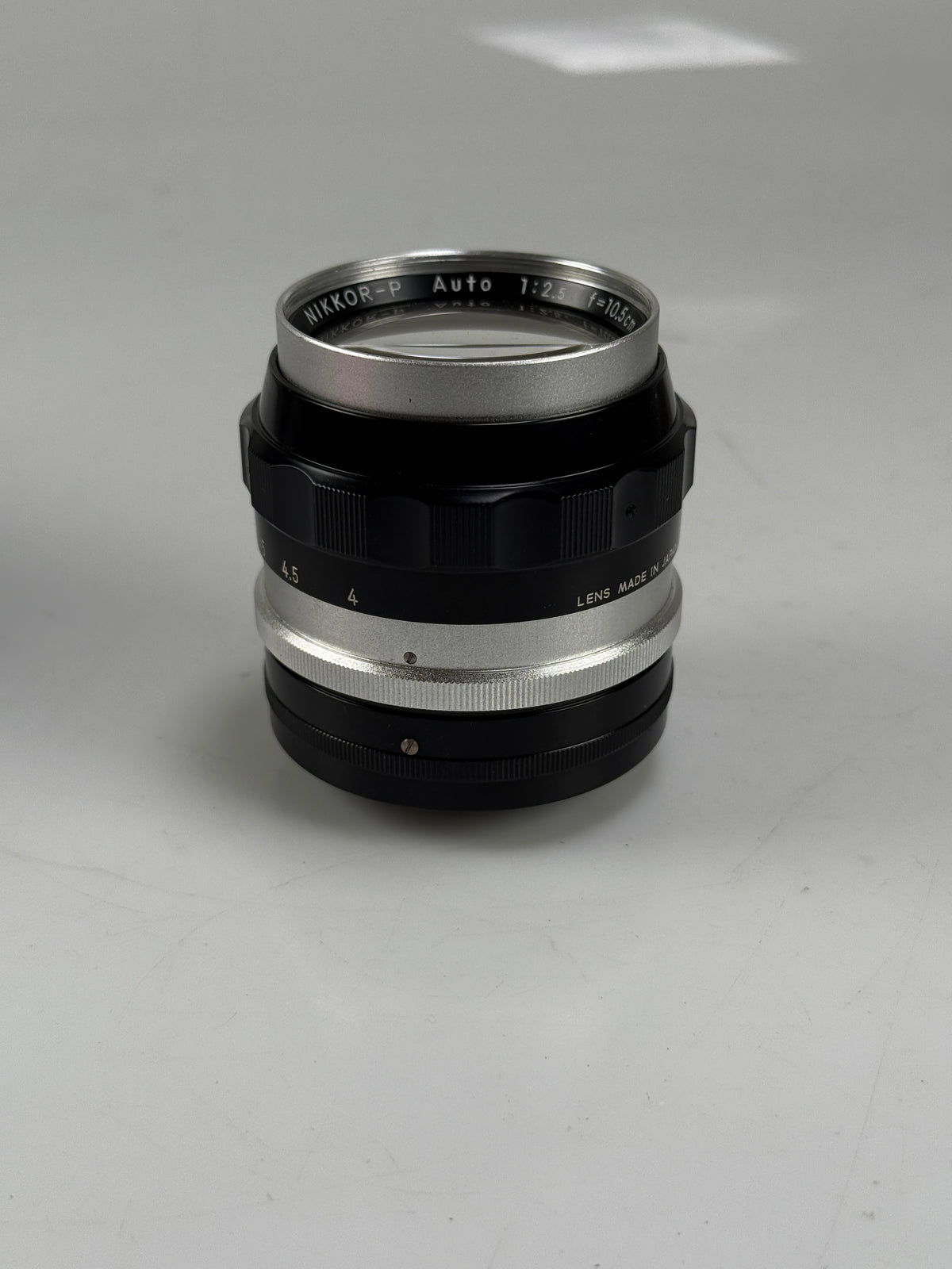 Nikon Nikkor 105mm f2.5 Non Ai Prime Manual Focus Portrait Lens