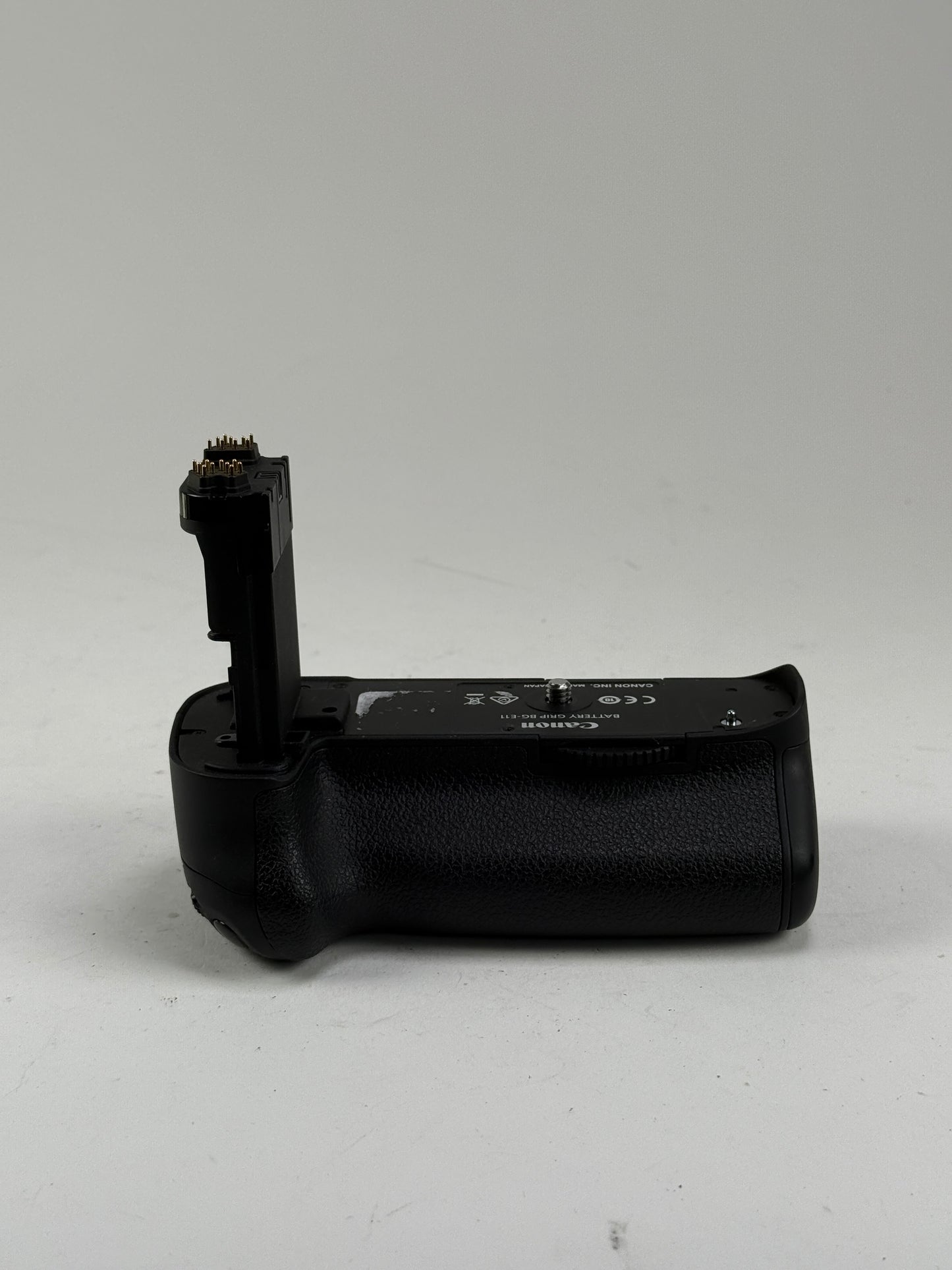 Canon BG-E11 Battery Grip for 5D Mark III, 5DS 5DSR
