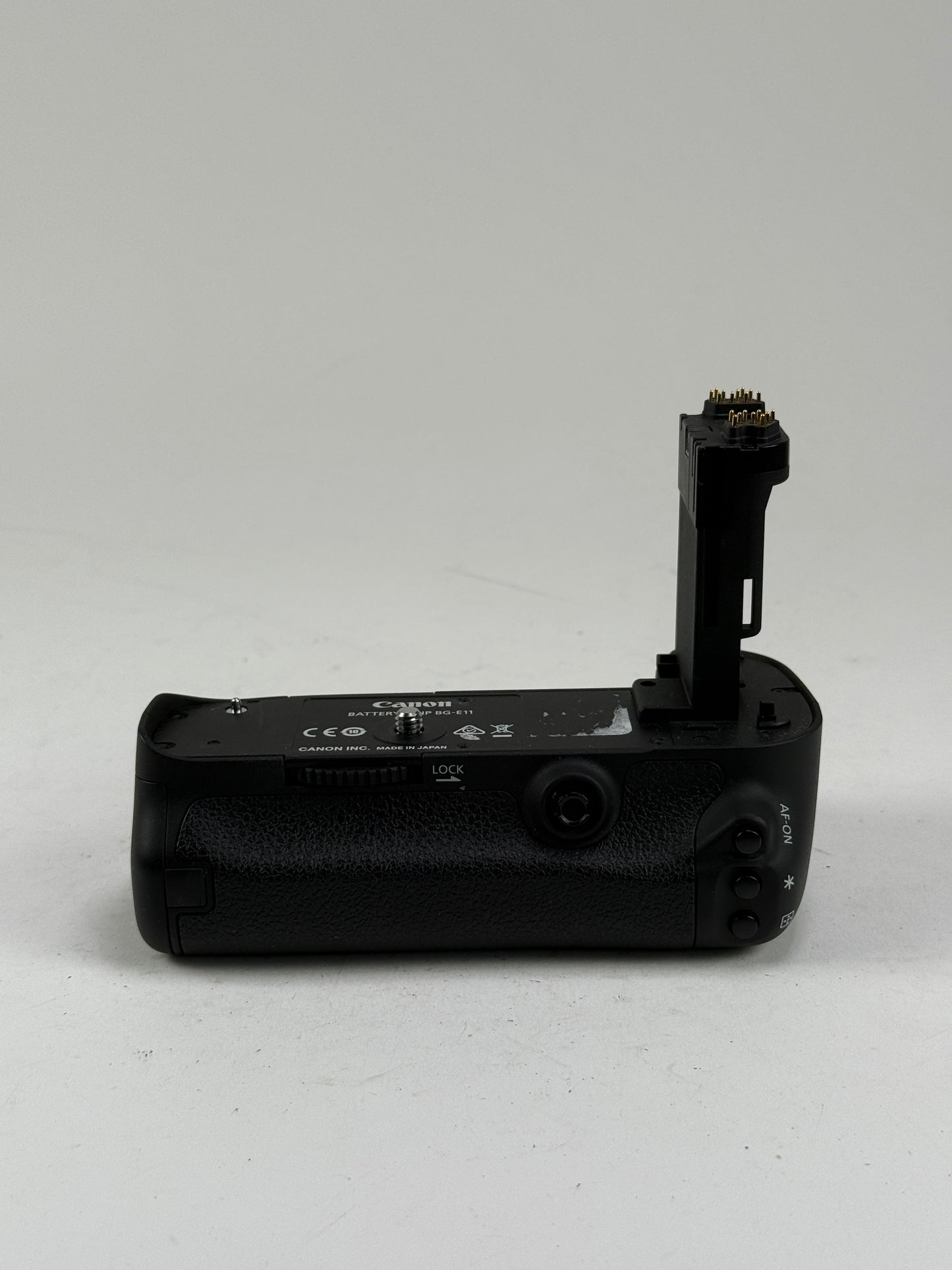 Canon BG-E11 Battery Grip for 5D Mark III, 5DS 5DSR