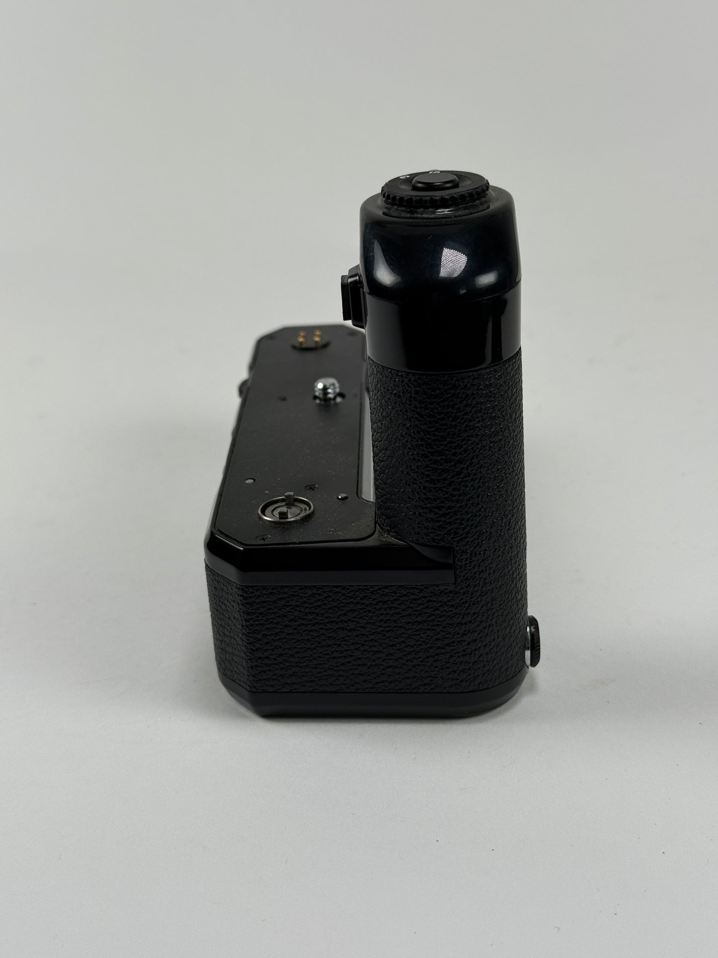 Nikon MD-12 Motor Drive for FA, FE, FM, FM2