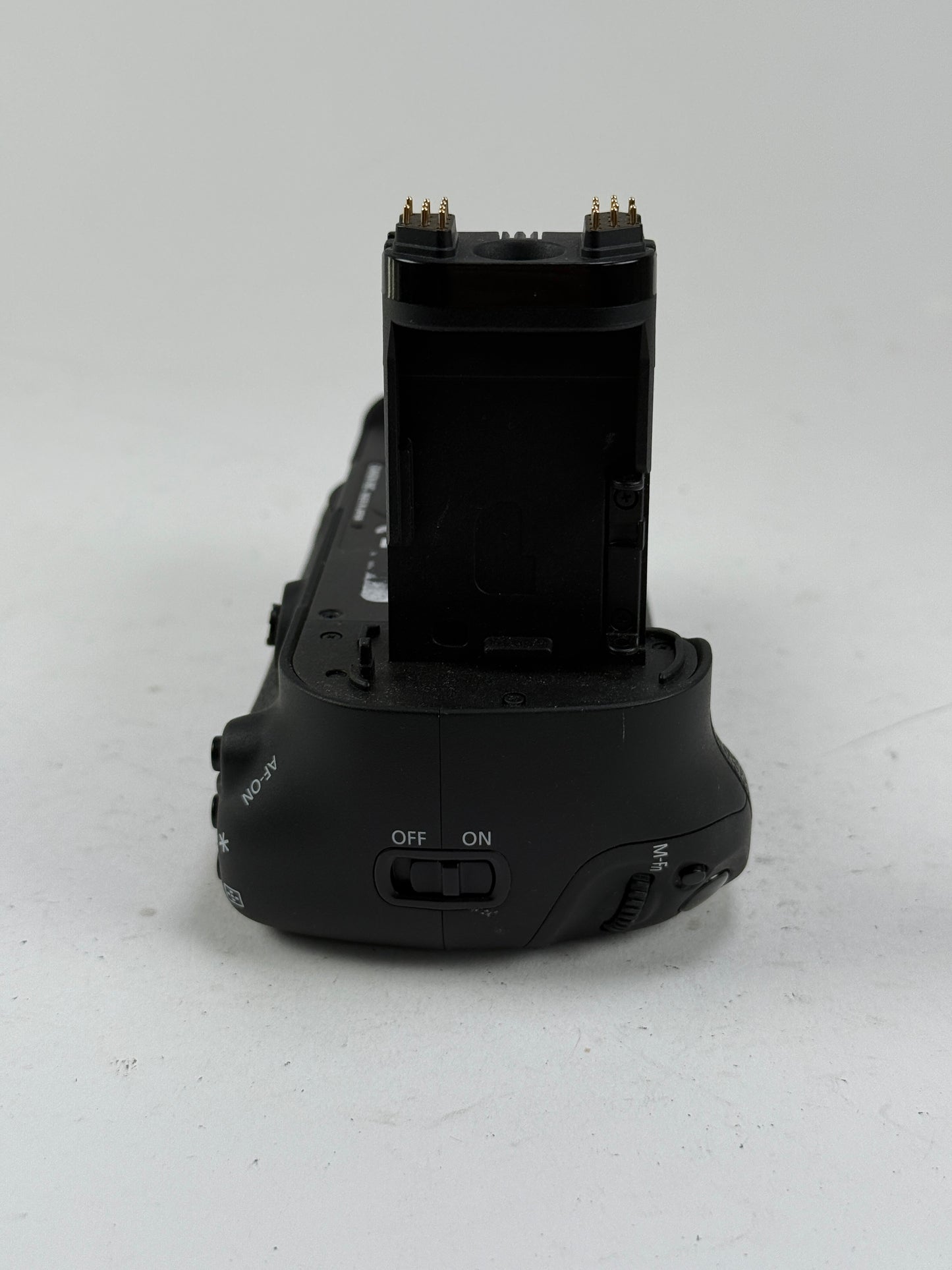 Canon BG-E11 Battery Grip for 5D Mark III, 5DS 5DSR