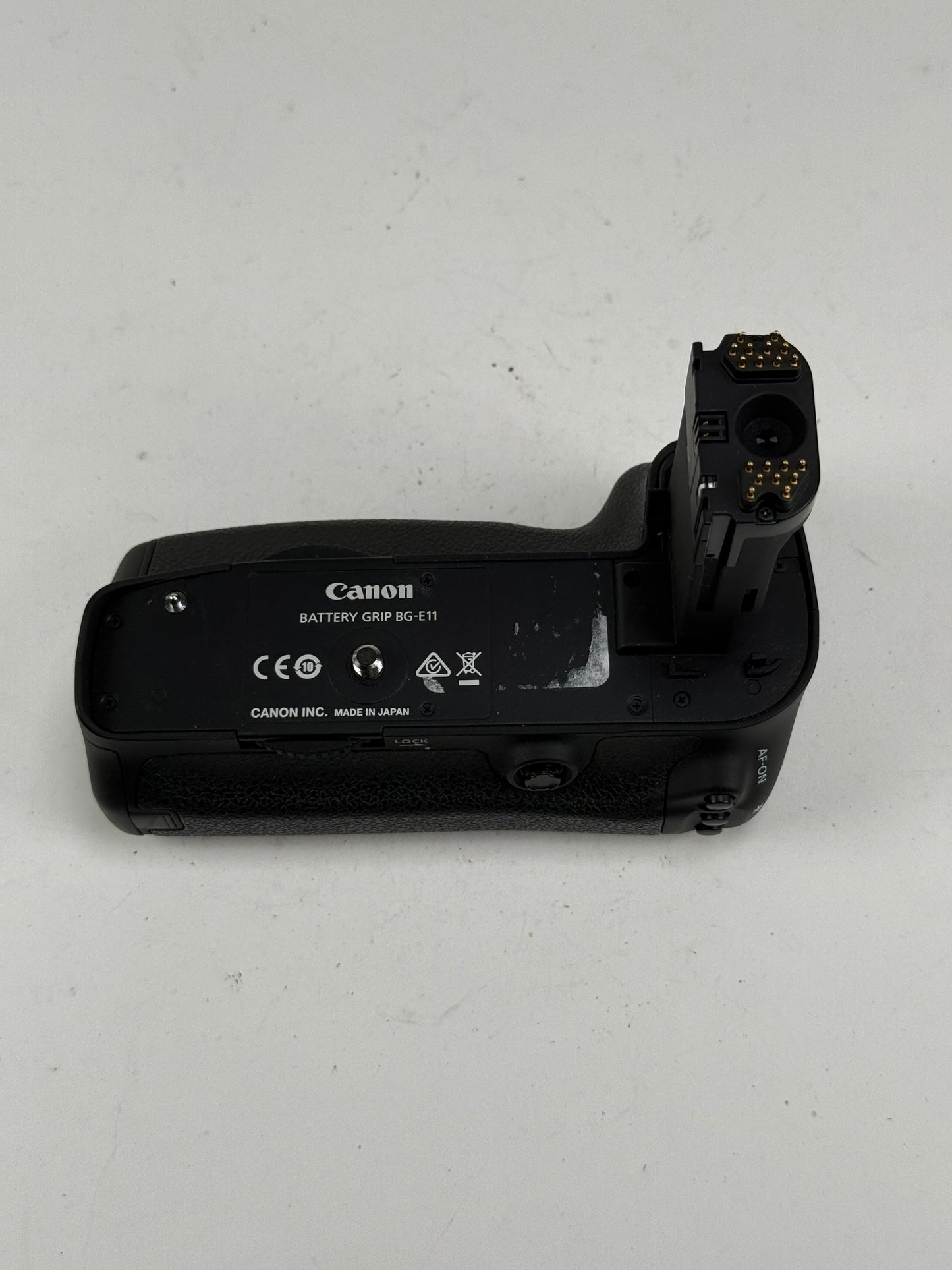 Canon BG-E11 Battery Grip for 5D Mark III, 5DS 5DSR