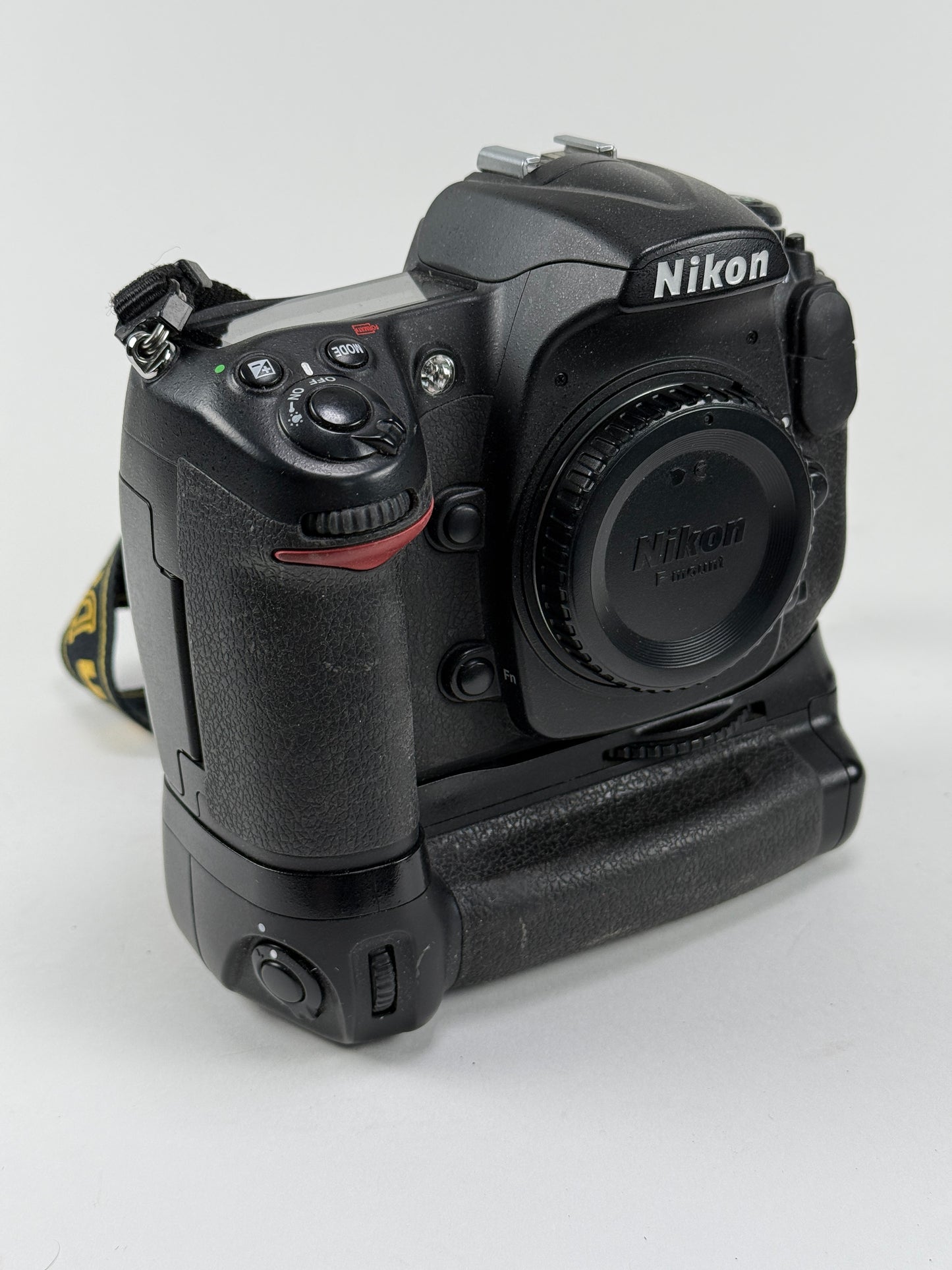 Nikon D300 12.3MP Digital SLR Camera Body w/ Grip