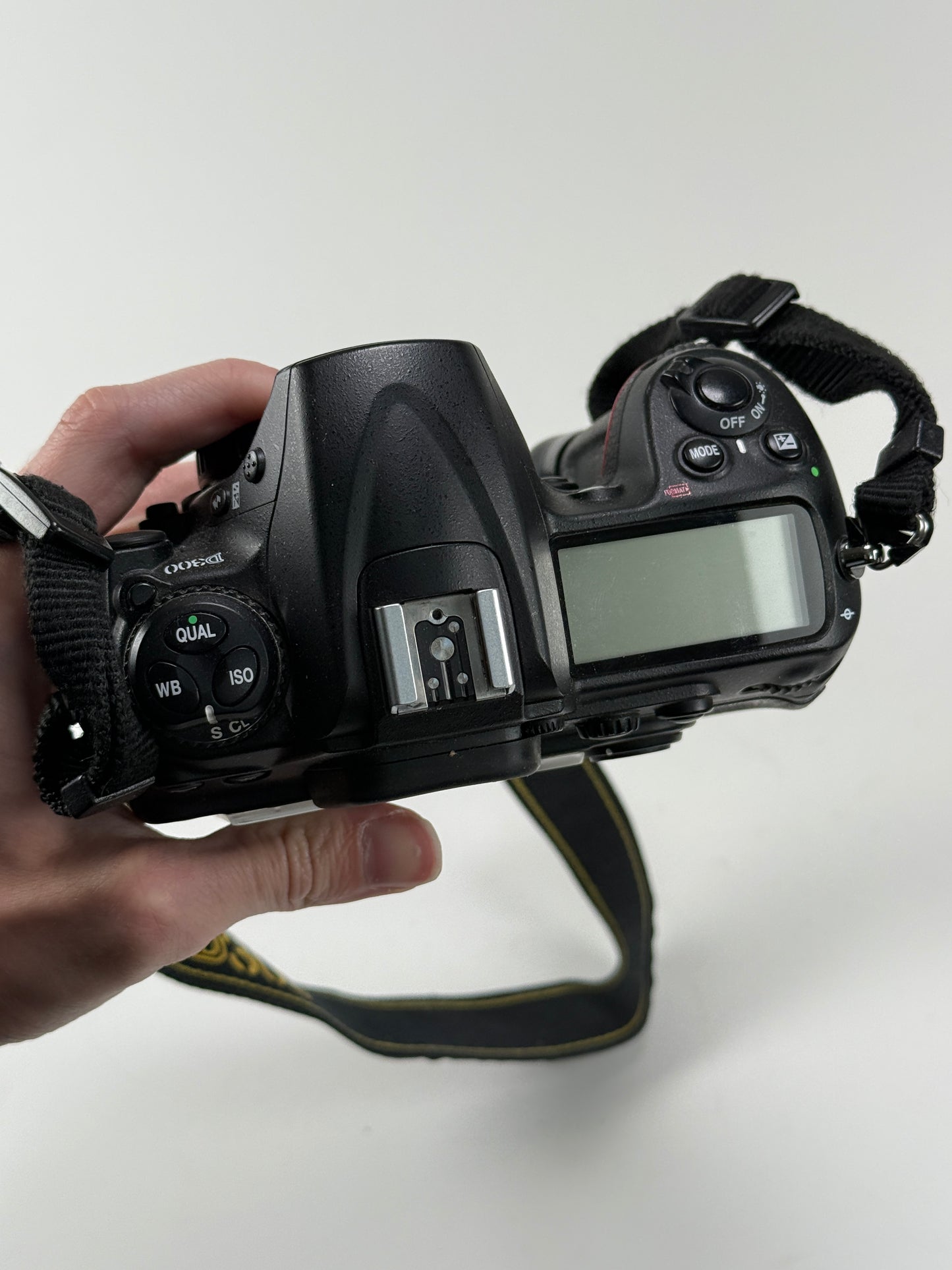 Nikon D300 12.3MP Digital SLR Camera Body w/ Grip