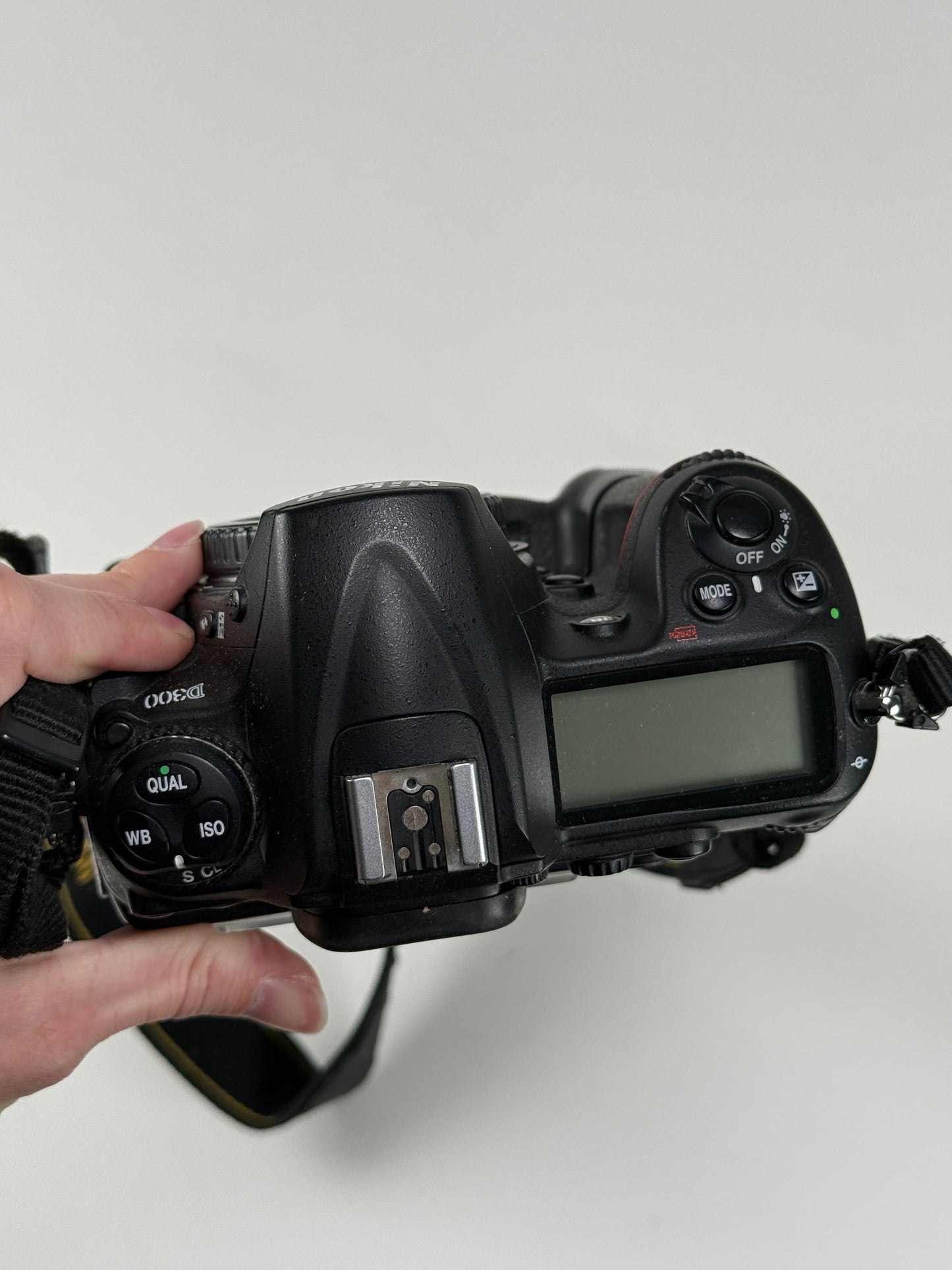 Nikon D300 12.3MP Digital SLR Camera Body w/ Grip