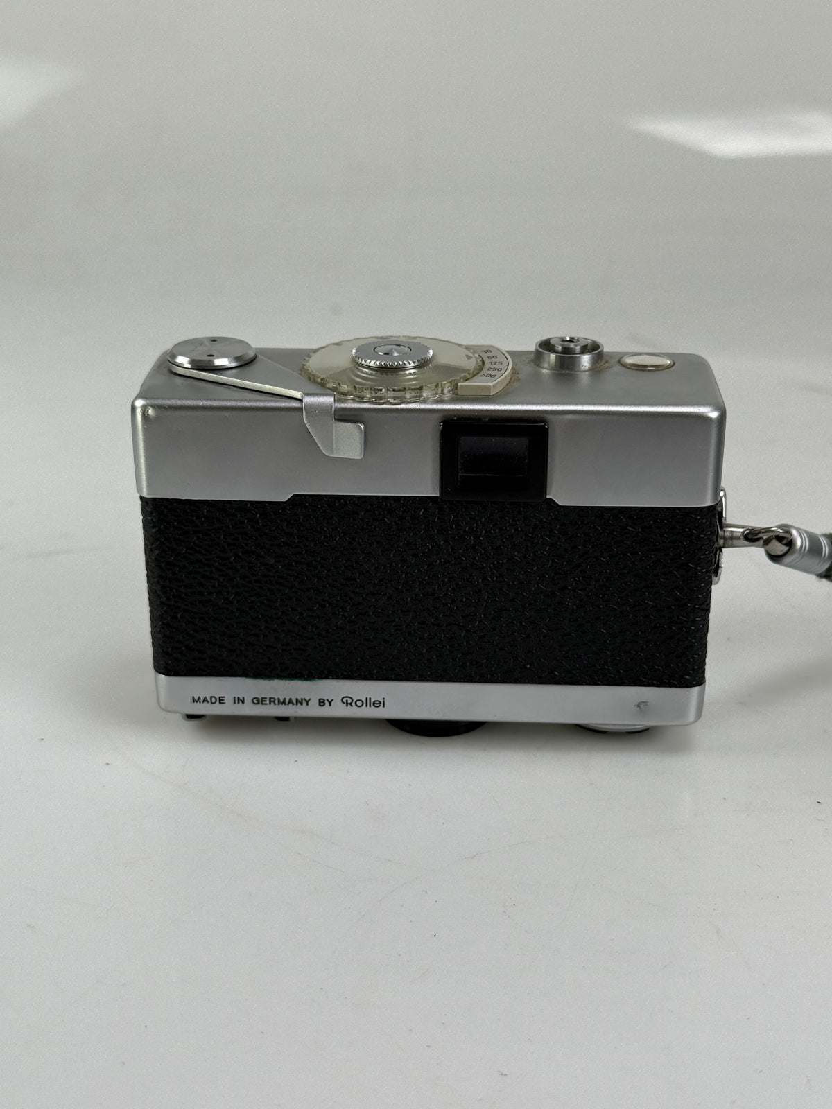 Rollei B 35 B35 35mm Camera Carl Zeiss Triotar 40mm f3.5