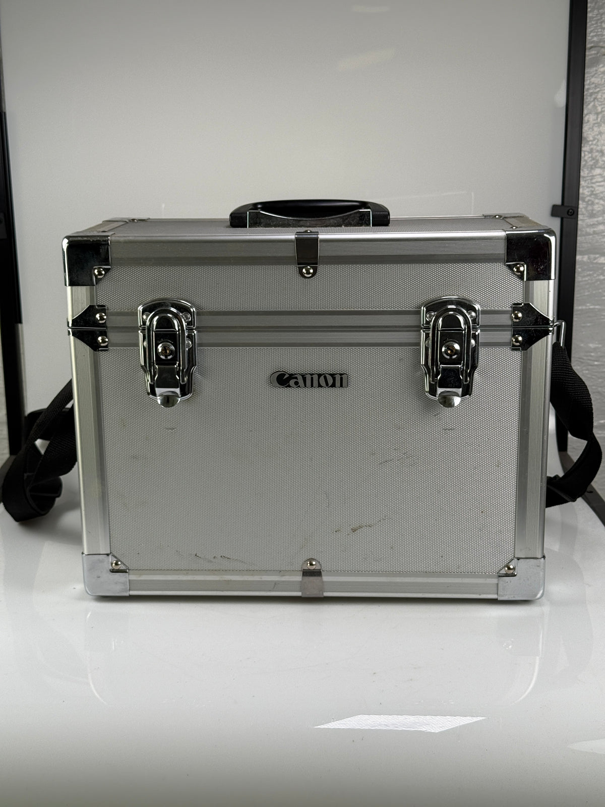Canon Aluminum Hard Case HC-4000 for Camcorder Camera