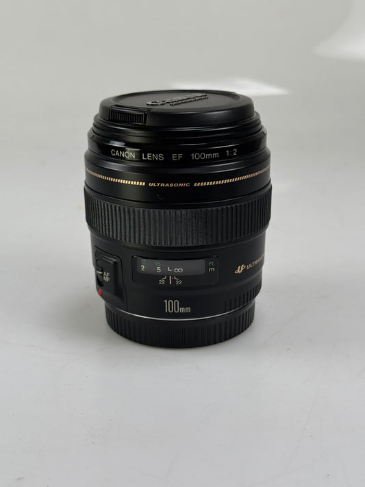 Canon EF 100mm f2 USM Lens