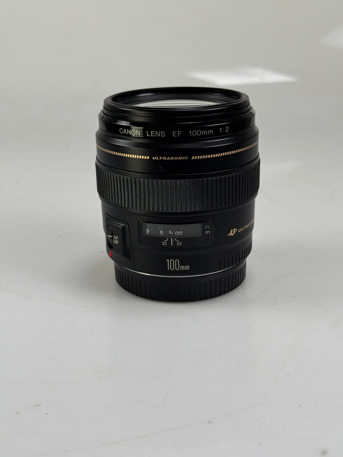 Canon EF 100mm f2 USM Lens