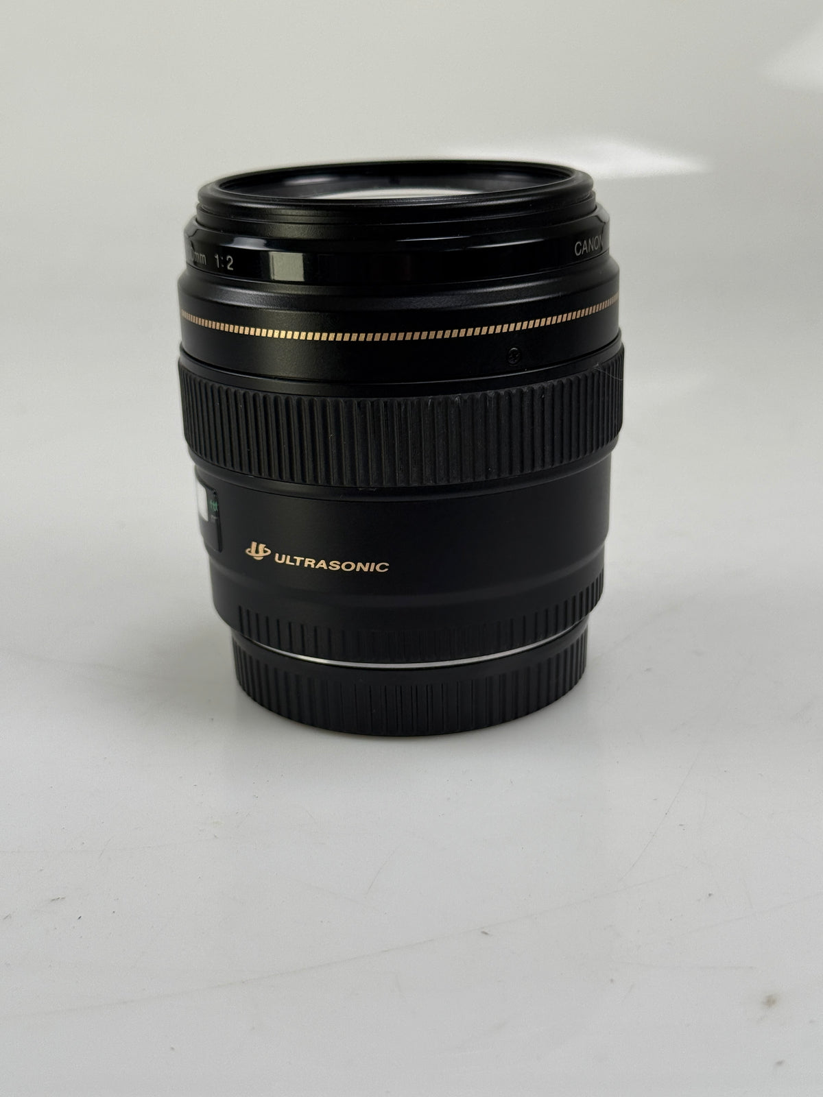 Canon EF 100mm f2 USM Lens