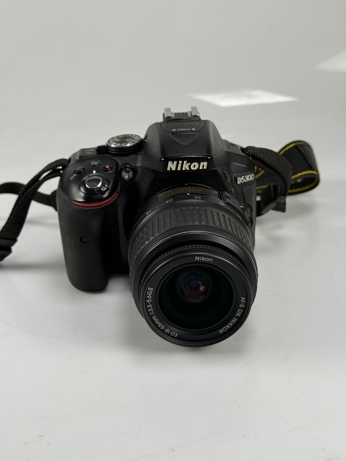 Nikon D5300 24.2MP DSLR Camera with 18-55mm VR Lens