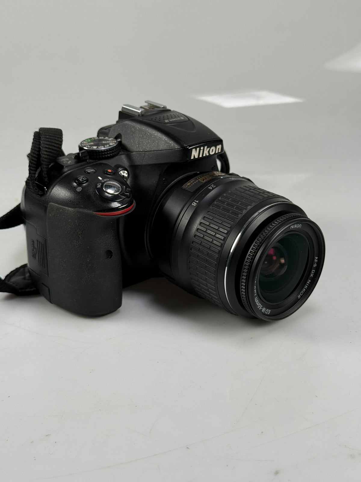 Nikon D5300 24.2MP DSLR Camera with 18-55mm VR Lens
