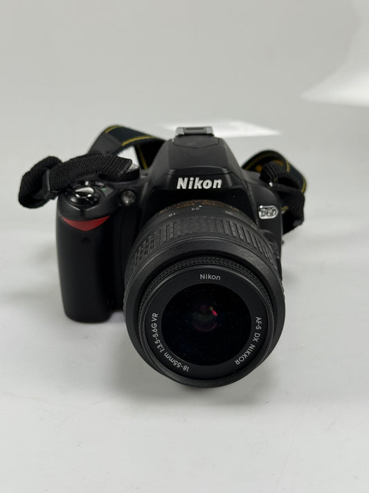 Nikon D60 10.2MP Digital SLR Camera - Kit with 18-55mm f3.5-5.6 VR Lens