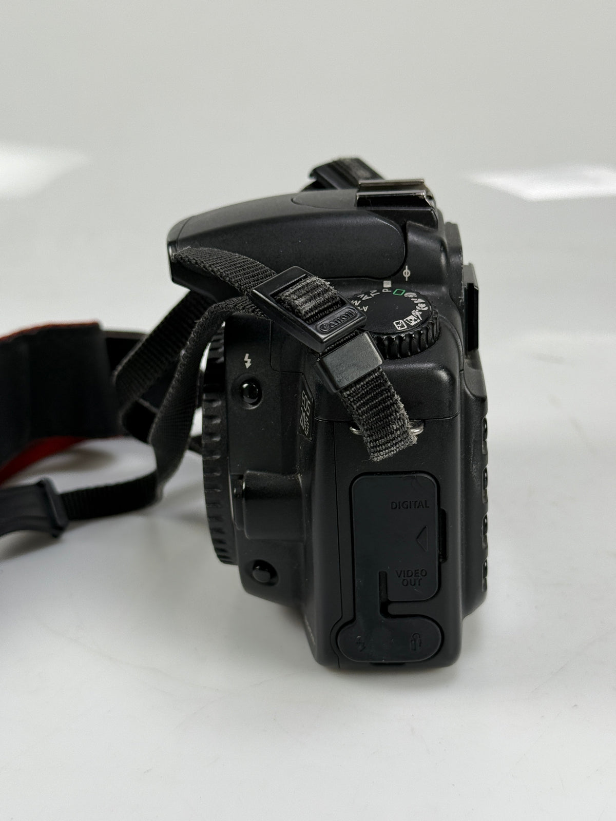 Canon 20D Digital SLR Camera Body with 18-55mm lens kit