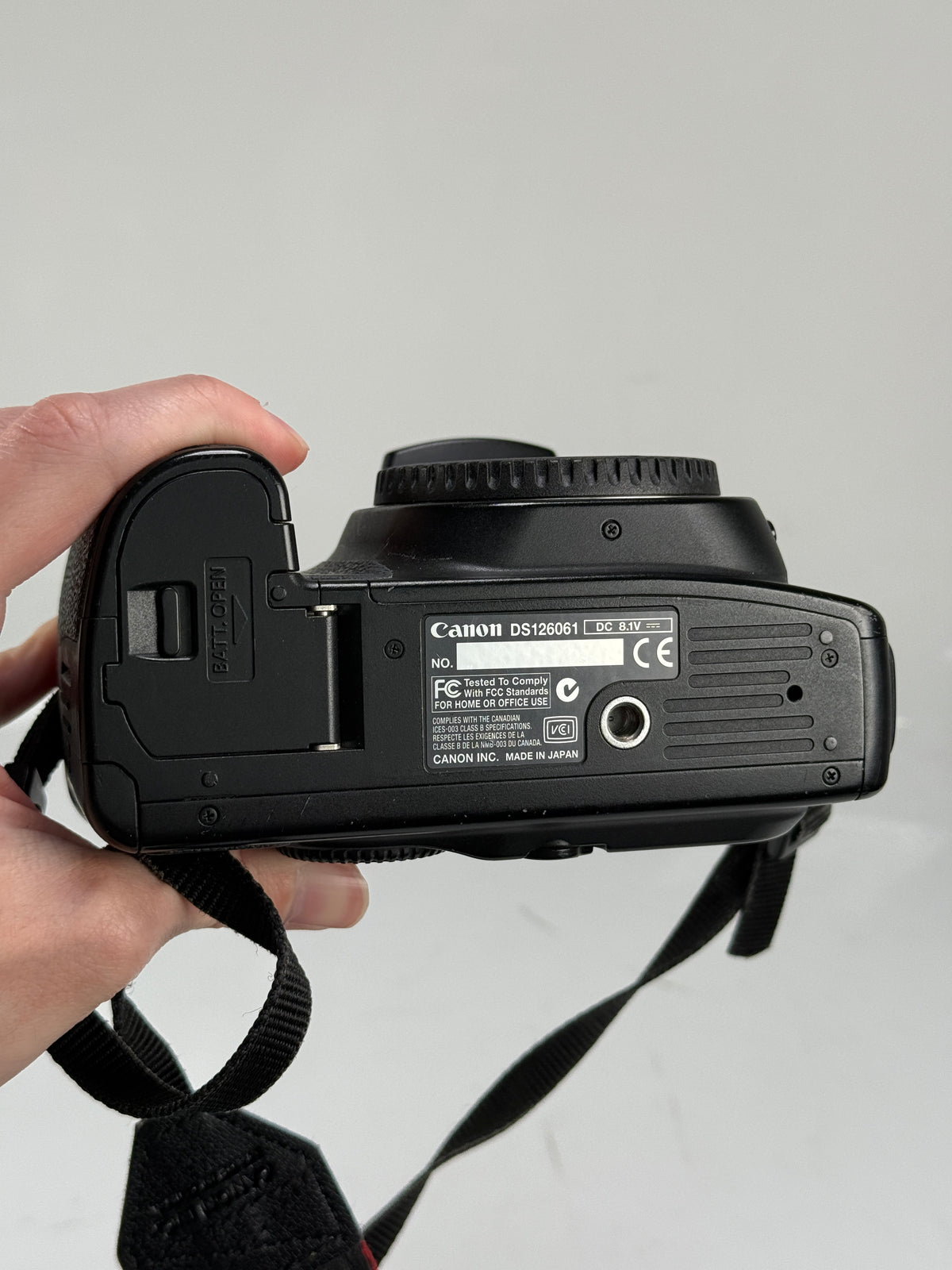 Canon 20D Digital SLR Camera Body with 18-55mm lens kit