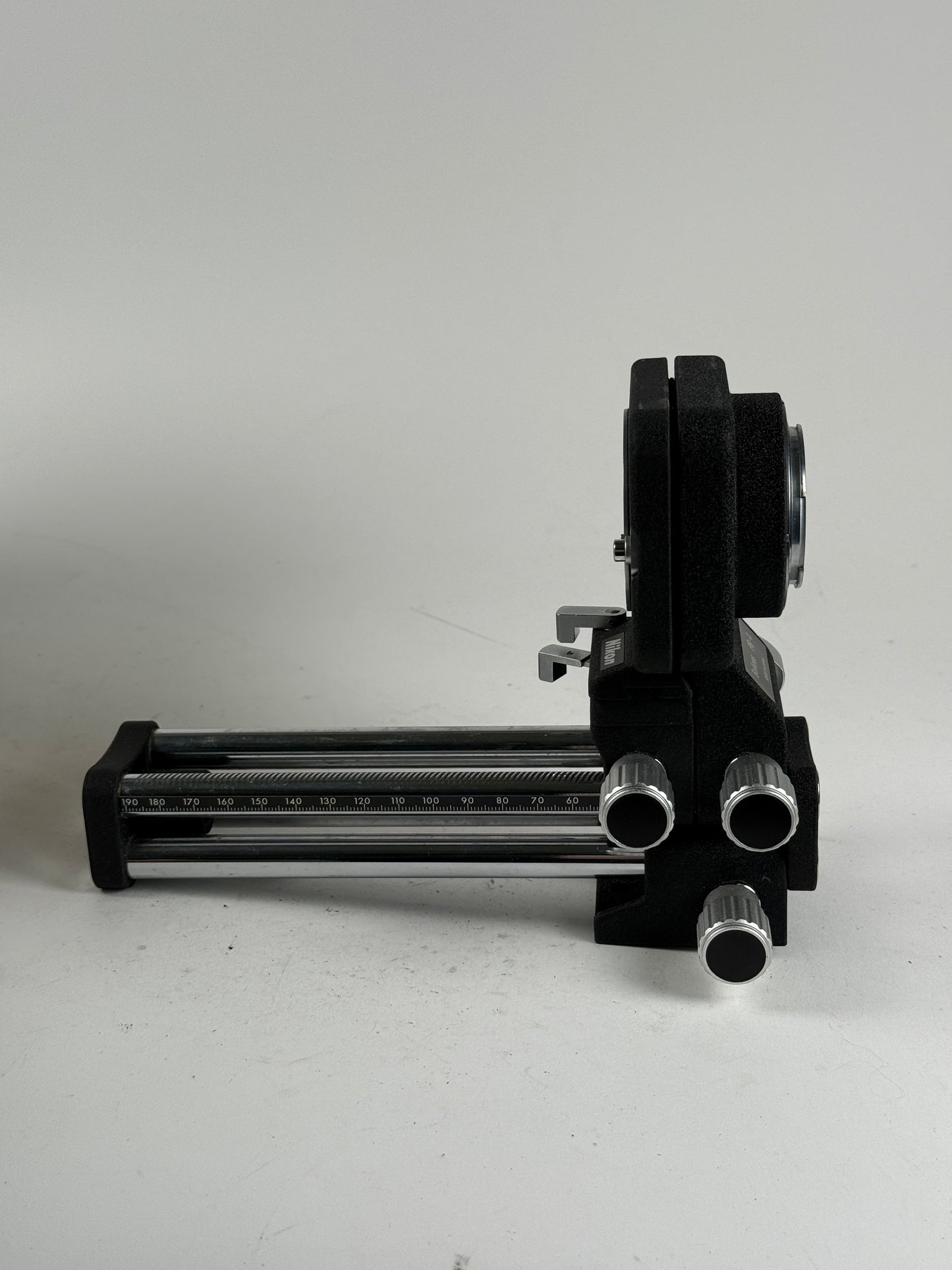 NIKON PB-4 in box Bellows Focusing attachment w/ swing shift adjustment