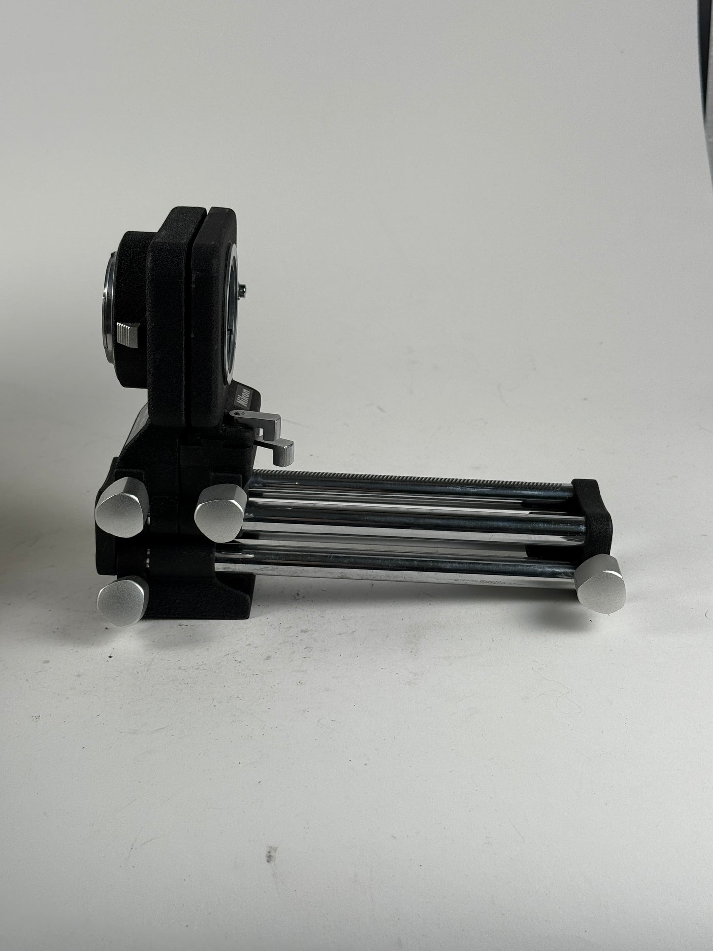 NIKON PB-4 in box Bellows Focusing attachment w/ swing shift adjustment