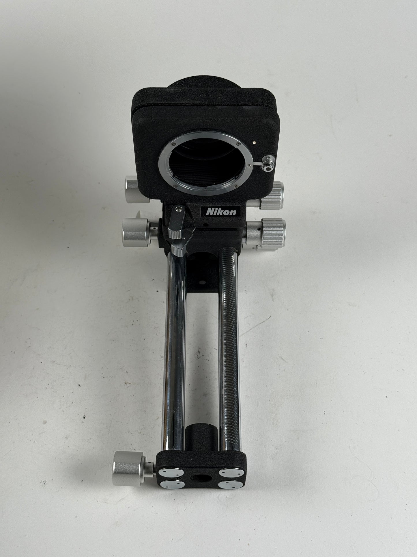 NIKON PB-4 in box Bellows Focusing attachment w/ swing shift adjustment