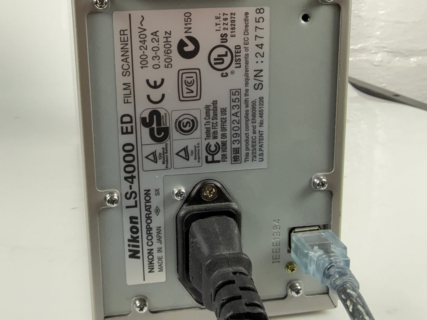 Nikon Coolscan LS-4000 ED 35mm Film Scanner