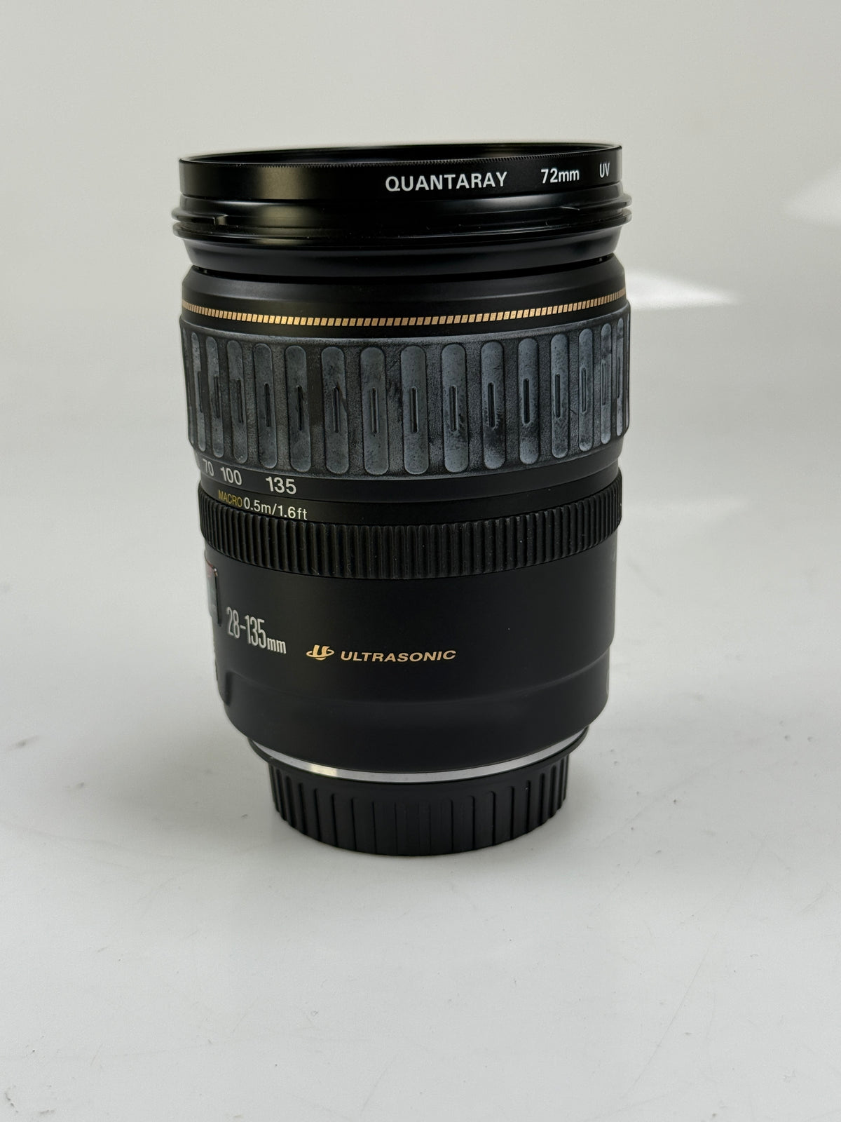 Canon EF 28-135mm f3.5-5.6 IS USM lens