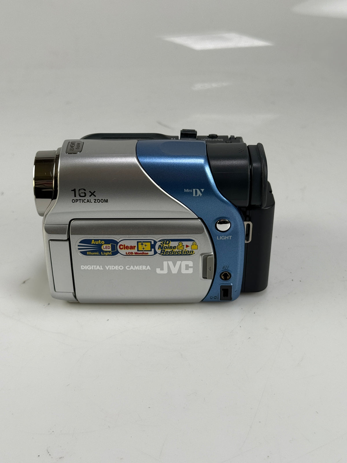 JVC GR-D33U MiniDV Digital Video Camera Camcorder Silver Blue