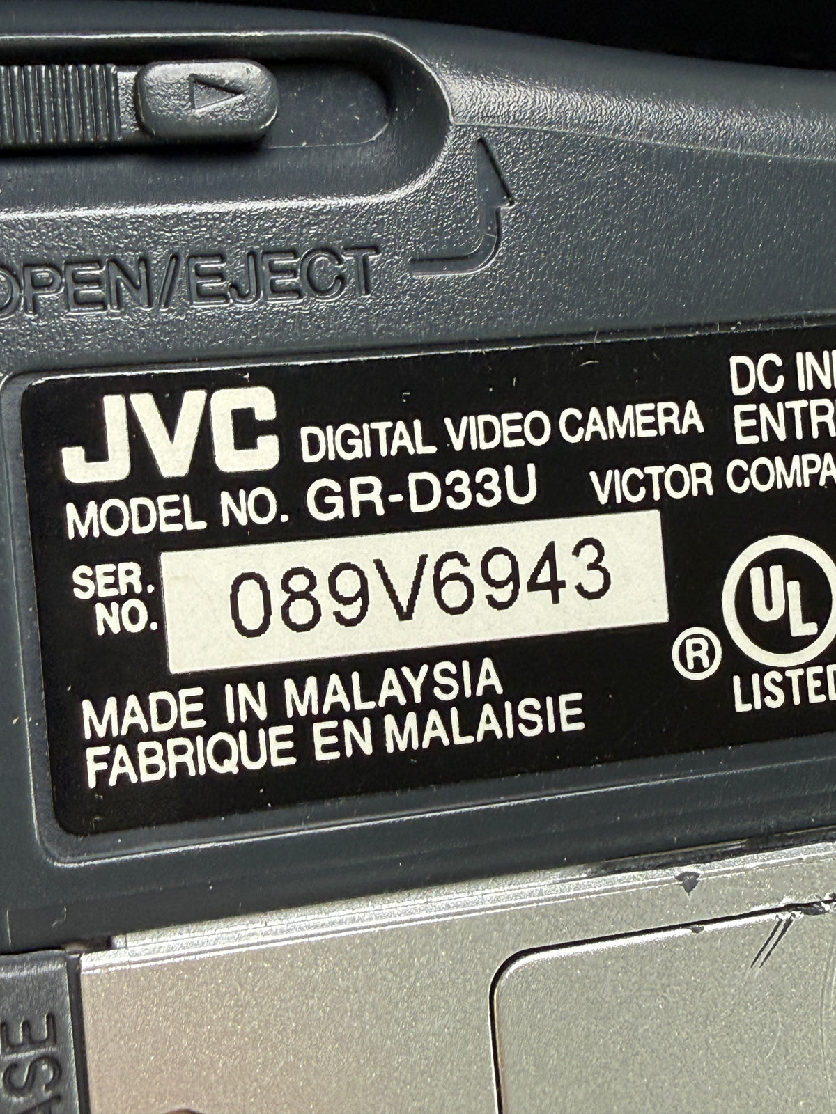 JVC GR-D33U MiniDV Digital Video Camera Camcorder Silver Blue