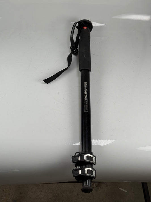 Manfrotto MPMXPROA3US XPRO Monopod+ Four-Section Aluminum Photo Monopod