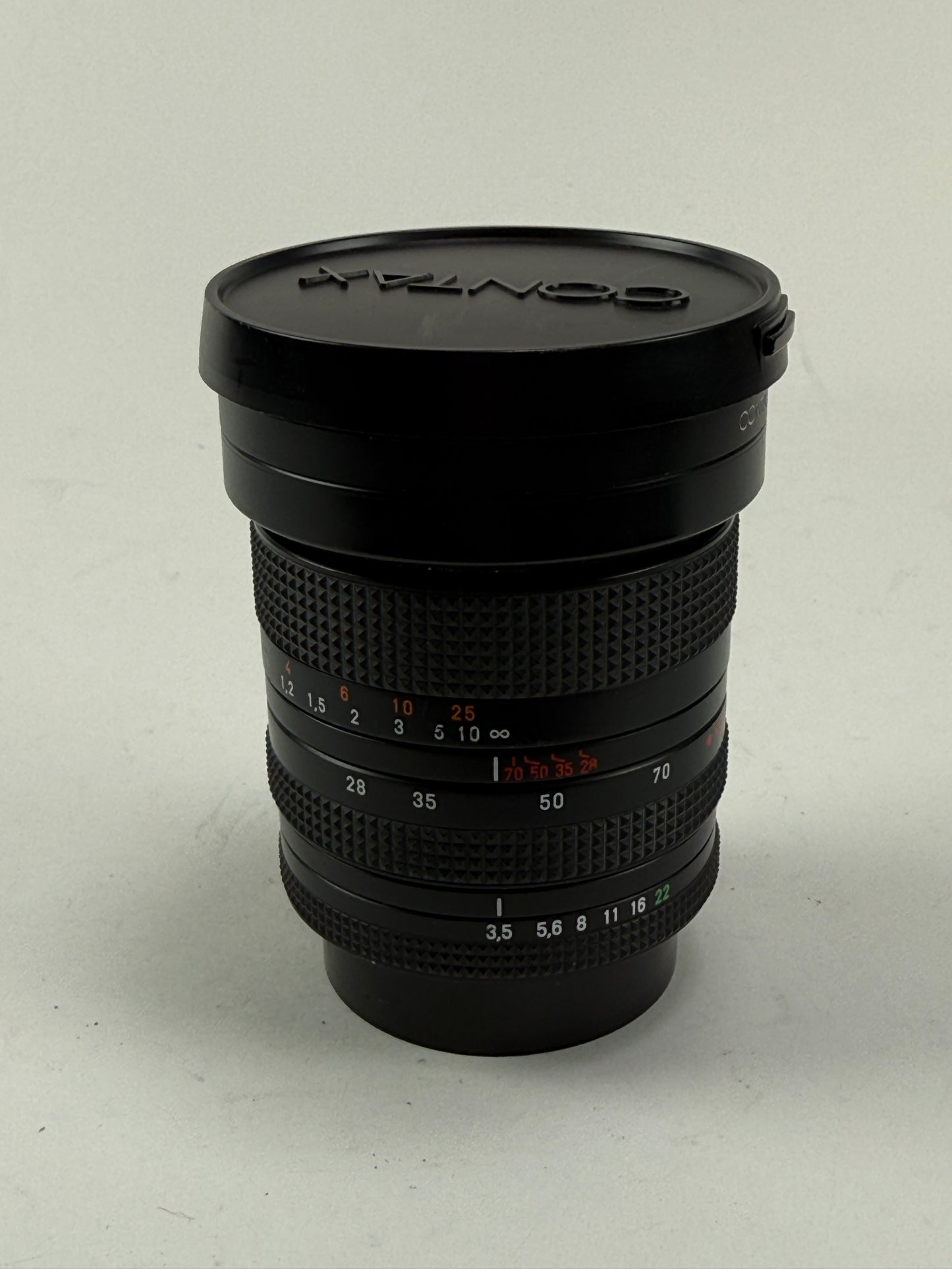 Contax Carl Zeiss Vario-Sonnar T* 28-70mm f3.5-4.5 Zoom Lens Japan