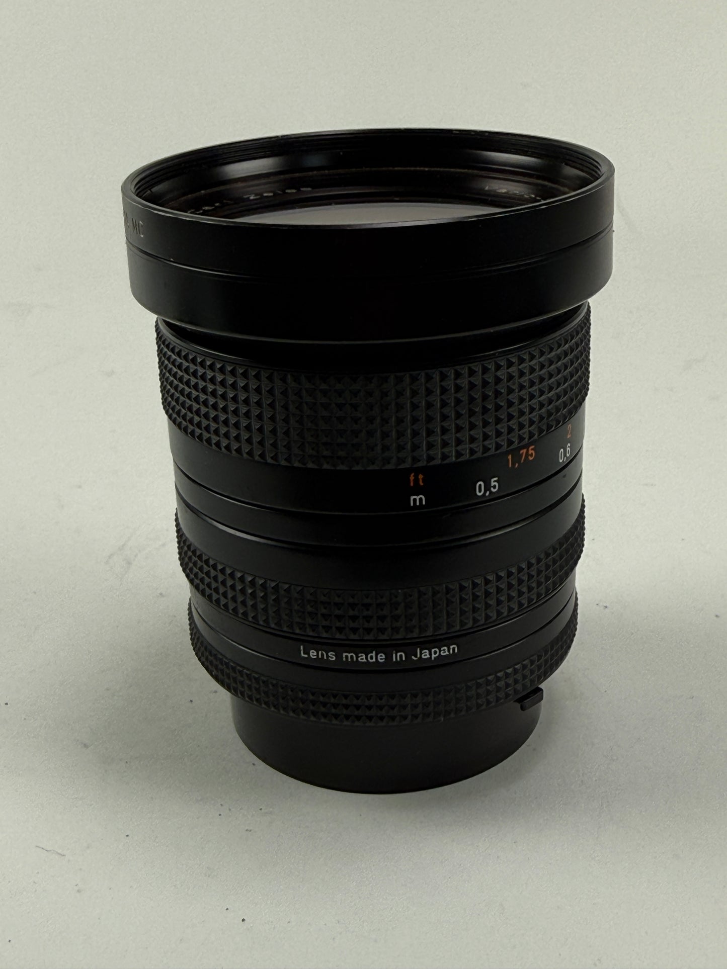 Contax Carl Zeiss Vario-Sonnar T* 28-70mm f3.5-4.5 Zoom Lens Japan