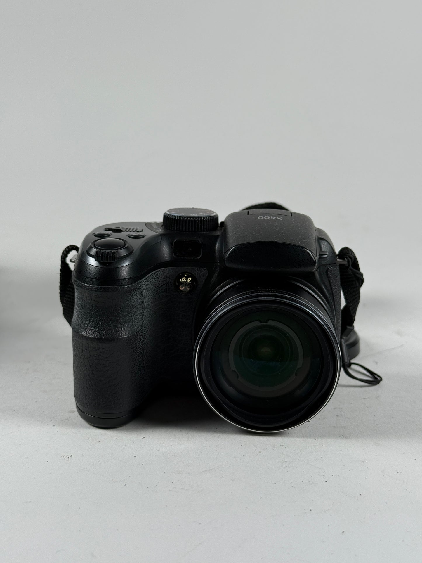 GE Power Pro Series X400 Digital Camera 14.1MP HD 15x Optical Zoom