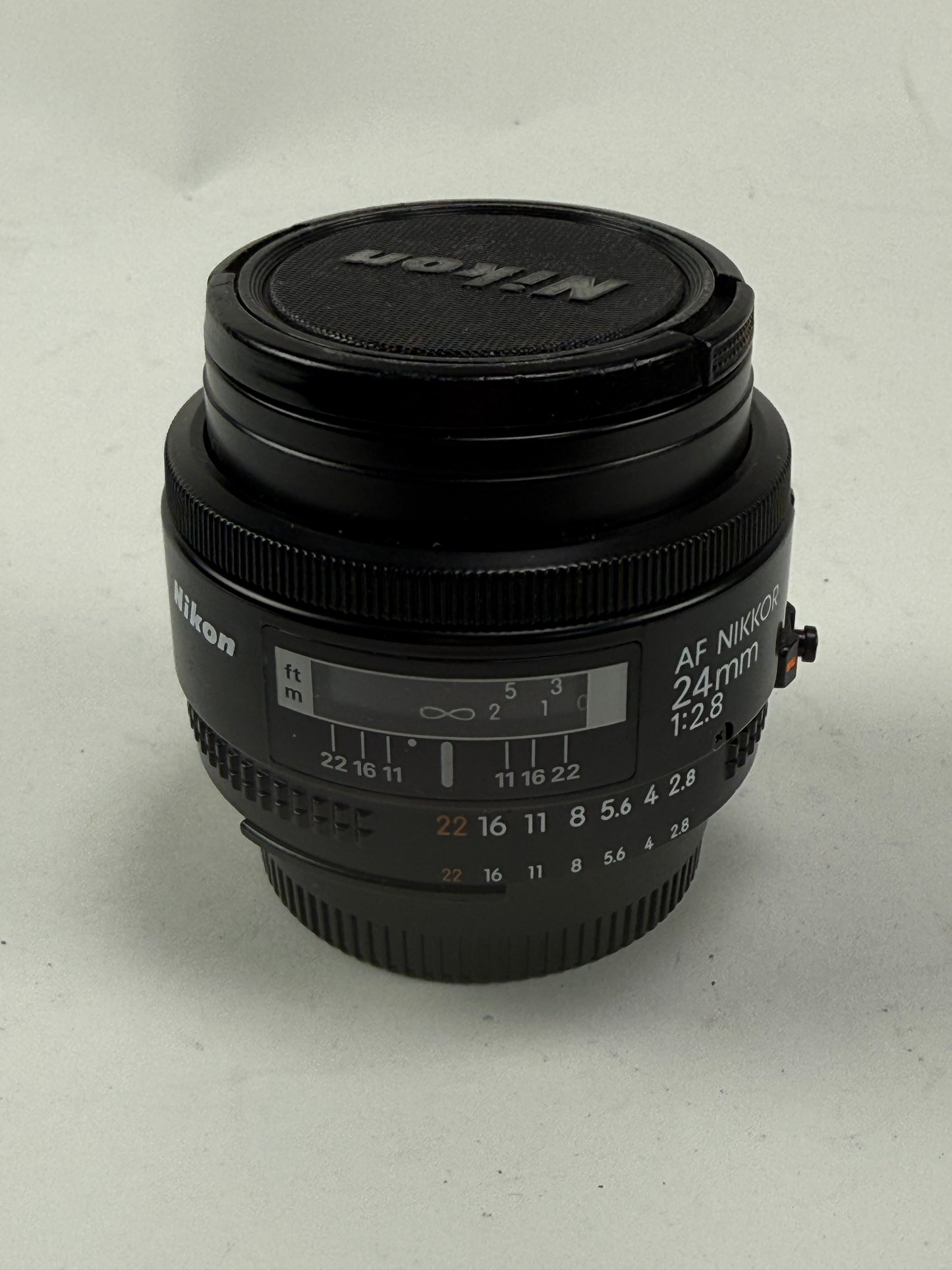 Nikon Nikkor AF 24mm f2.8 Lens