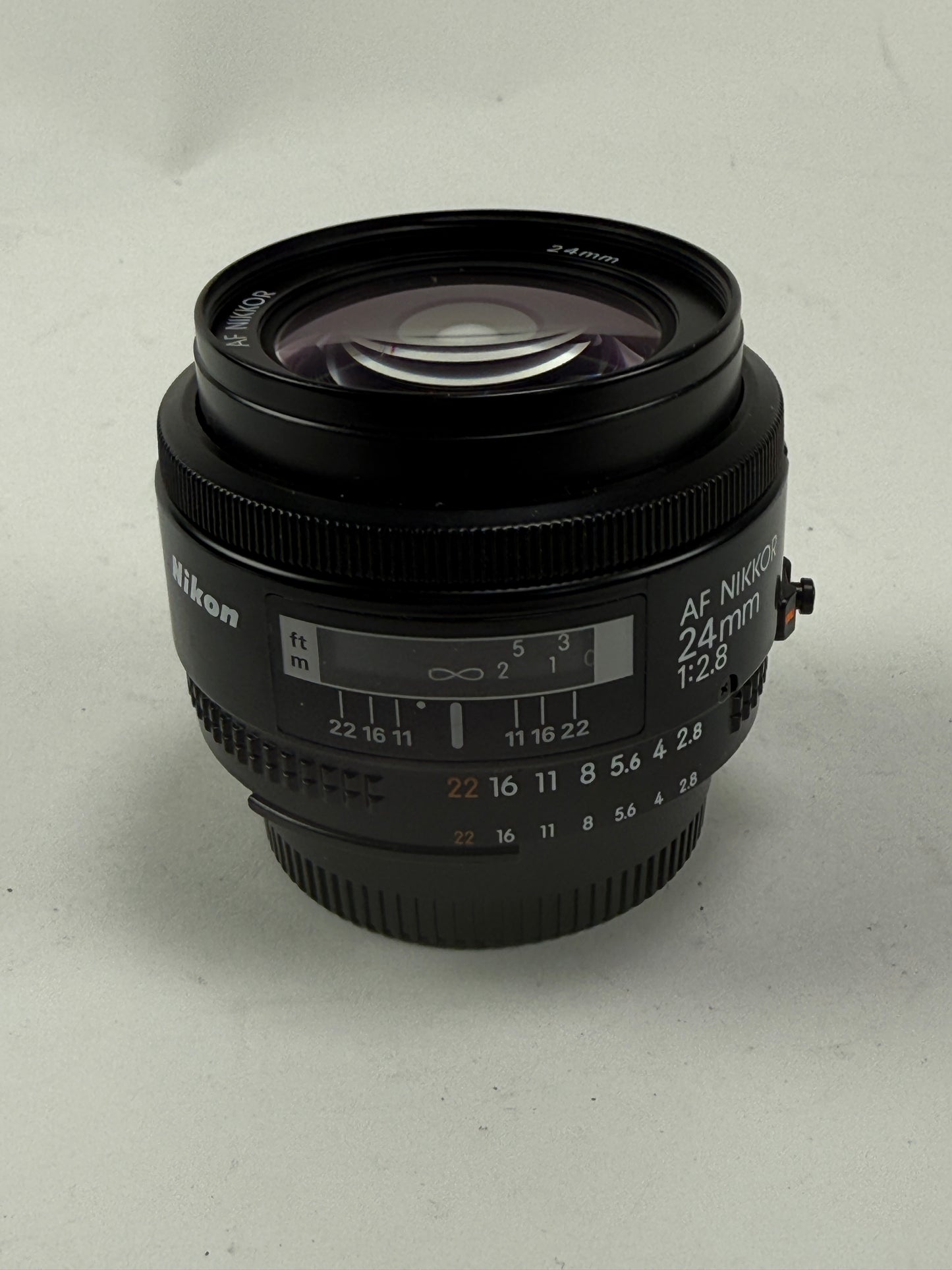 Nikon Nikkor AF 24mm f2.8 Lens