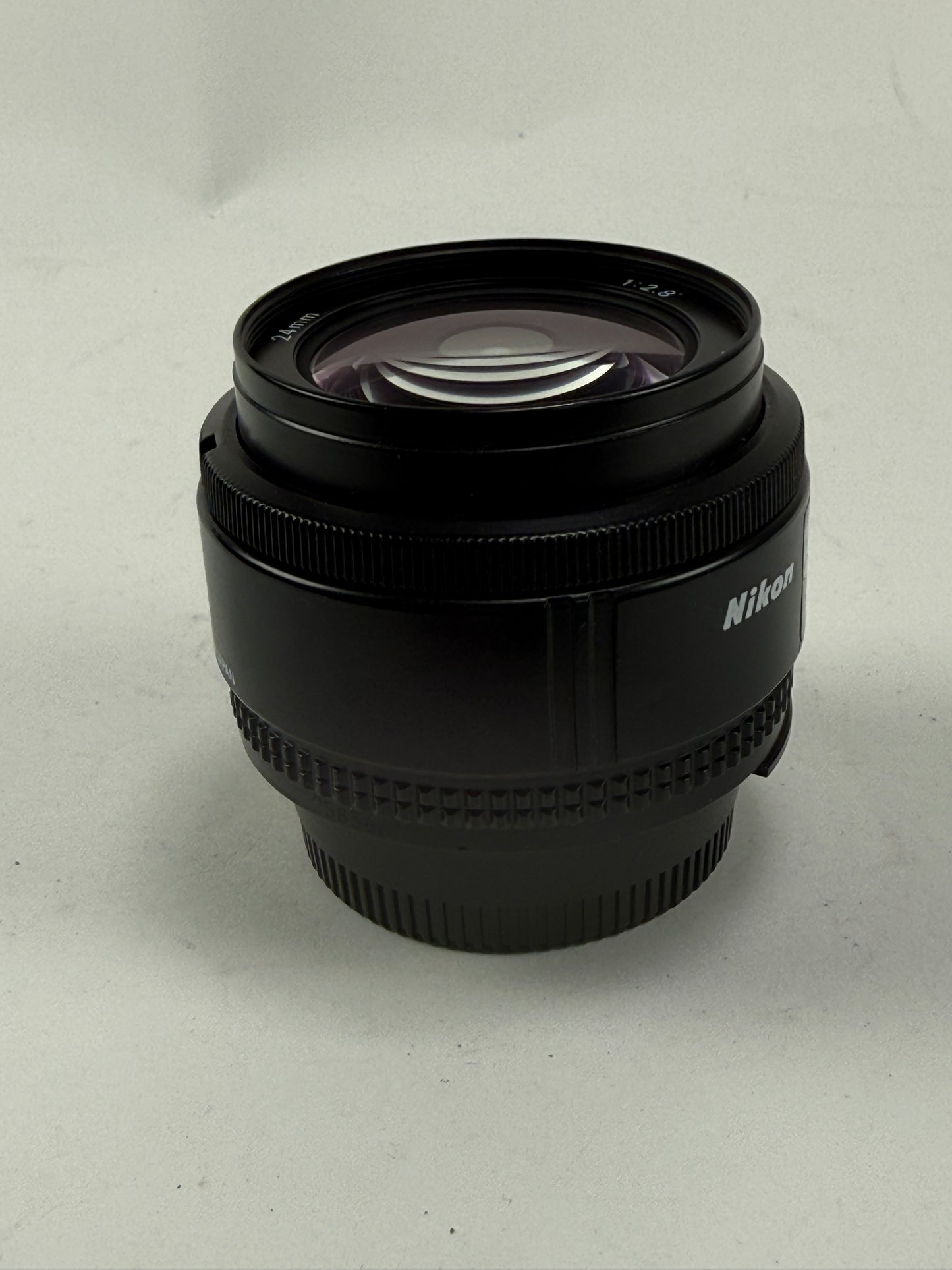 Nikon Nikkor AF 24mm f2.8 Lens