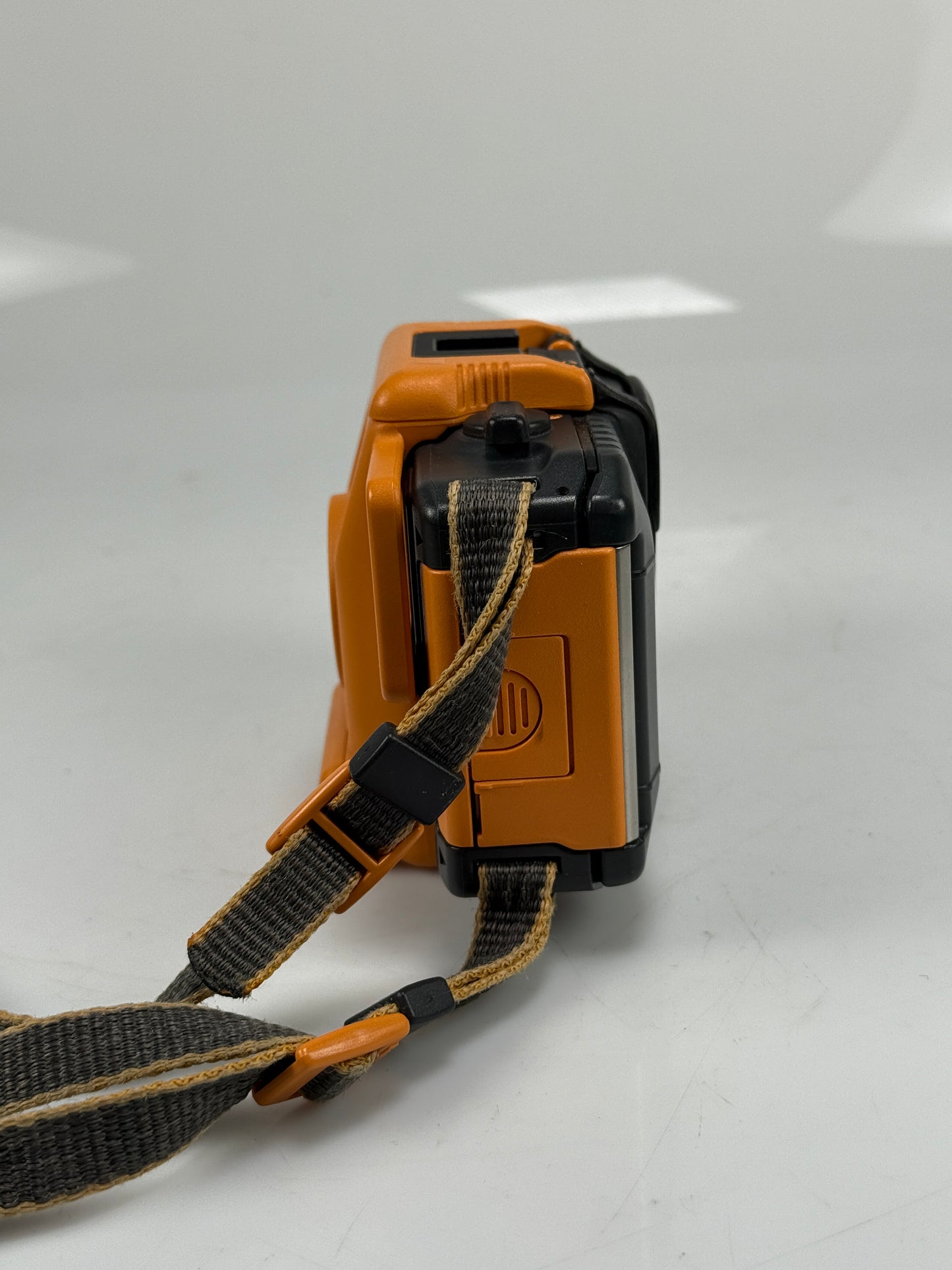 Canon Sure Shot AS-6 Water Proof Film Camera Underwater