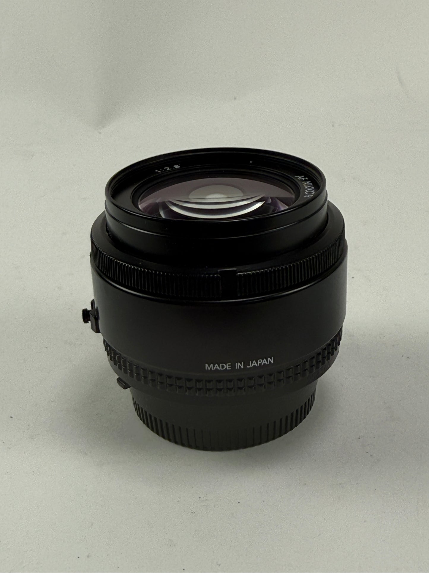 Nikon Nikkor AF 24mm f2.8 Lens