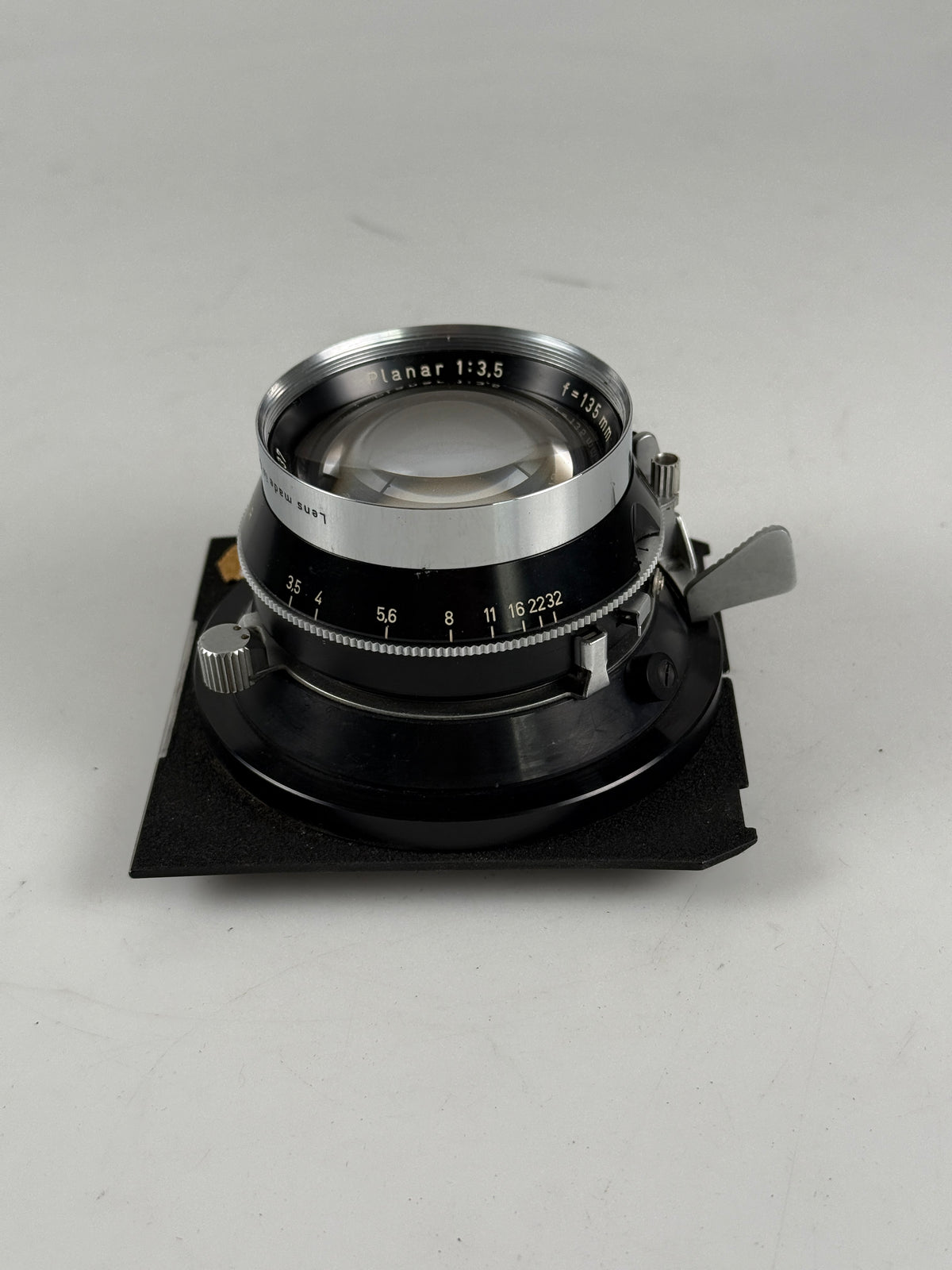 Linhof select Carl Zeiss Planar 135mm f3.5 Large format lens, with board RARE
