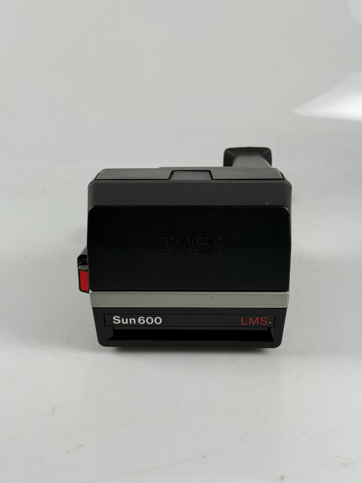 Polaroid Sun 600 AutoFocus Instant Film Camera w/ case