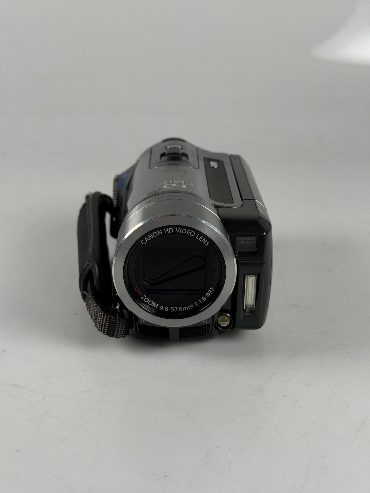Canon VIXIA HF100 Full HD 1080p AVCHD Flash Camcorder