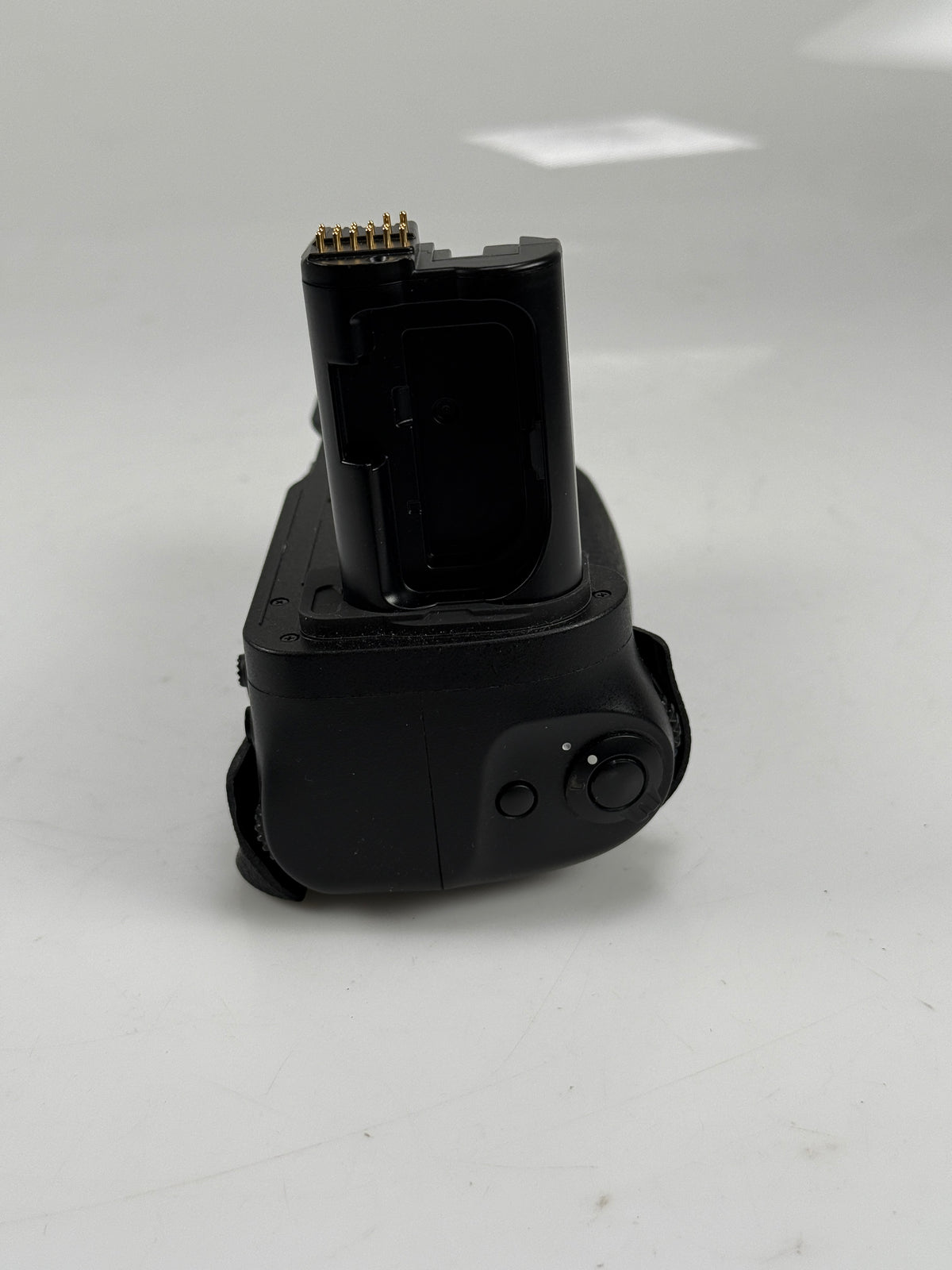 Nikon MB-N12 Power Batter Grip For The Nikon Z8 Camera