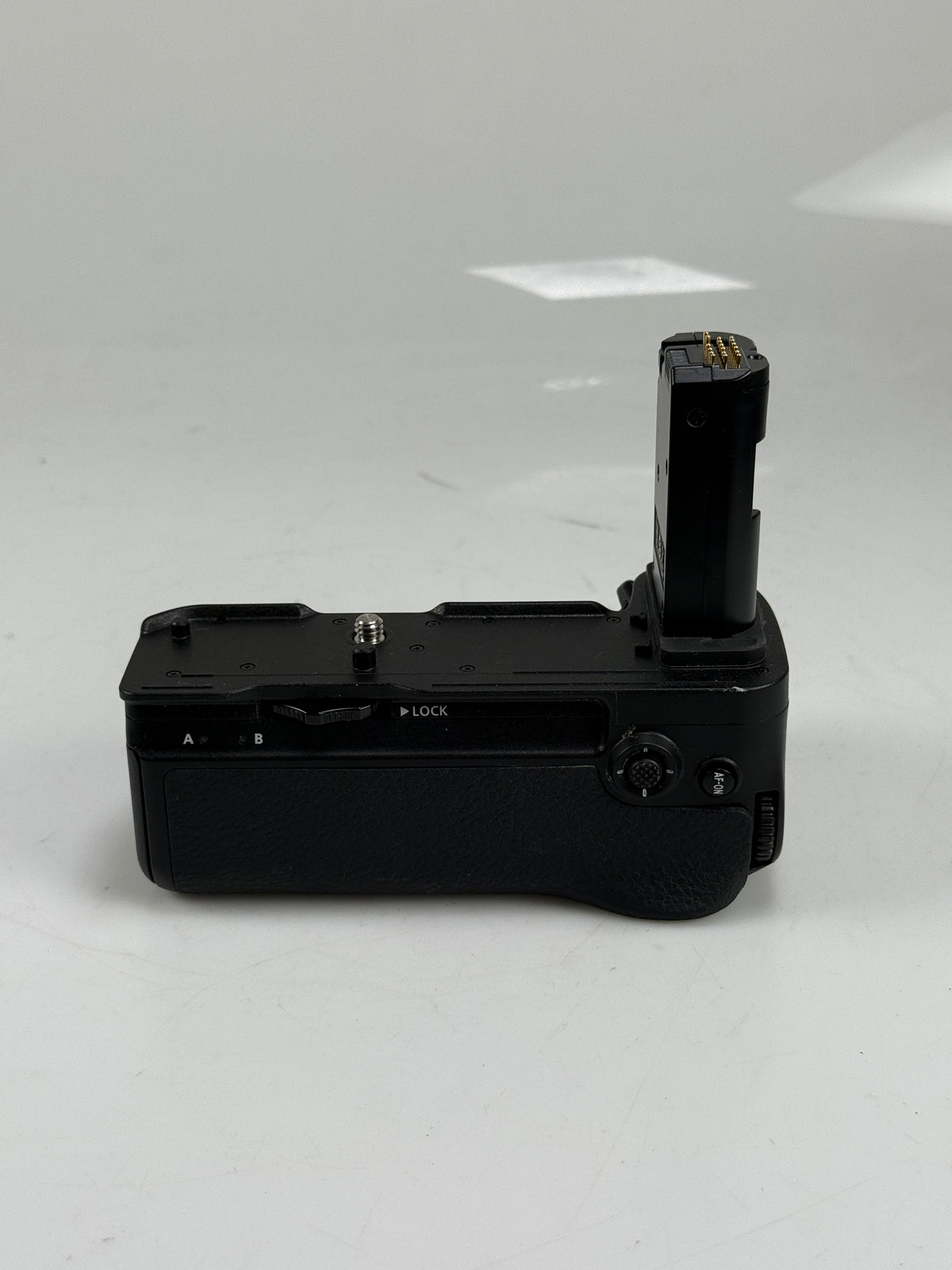 Nikon MB-N12 Power Batter Grip For The Nikon Z8 Camera