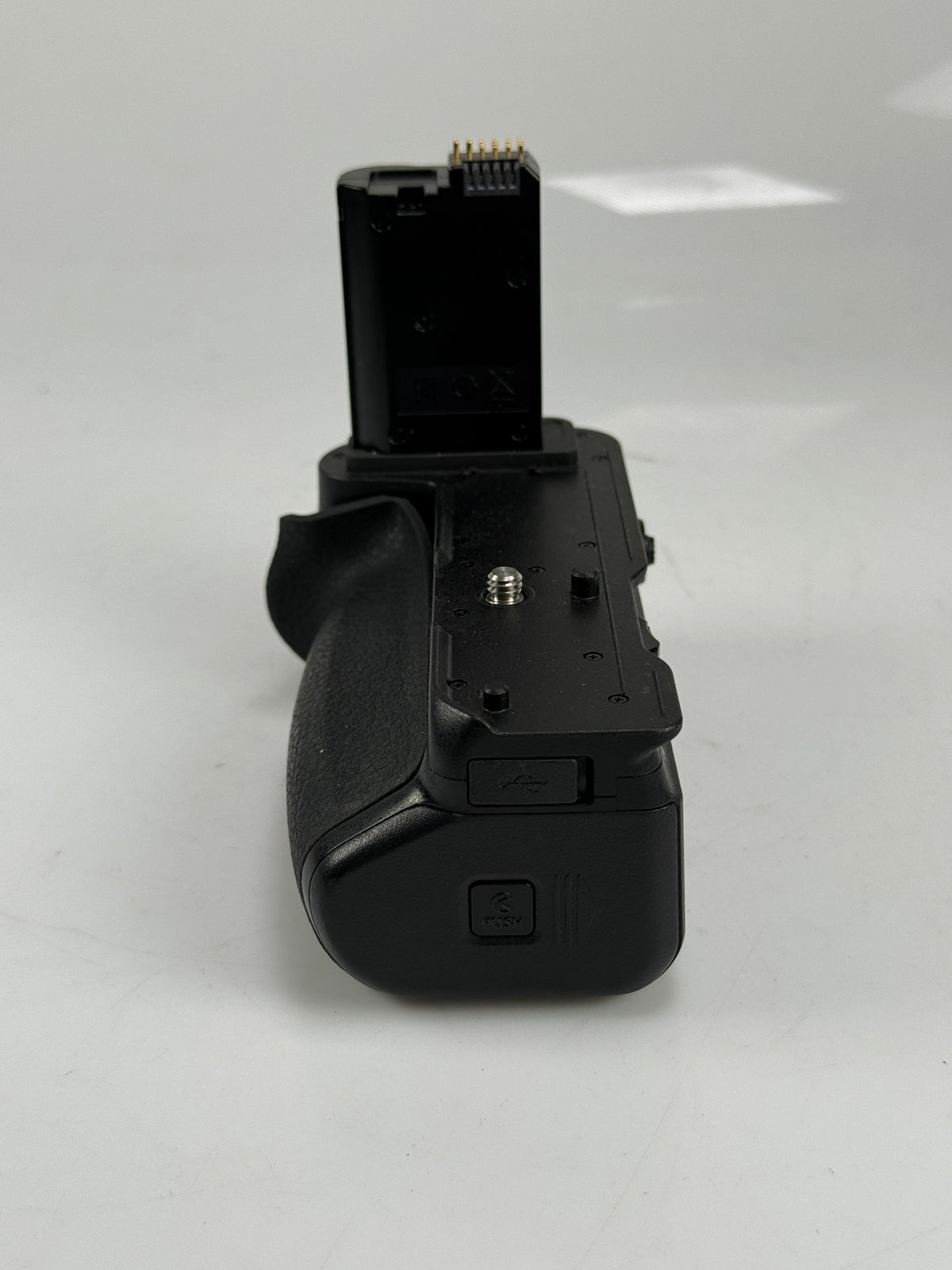 Nikon MB-N12 Power Batter Grip For The Nikon Z8 Camera